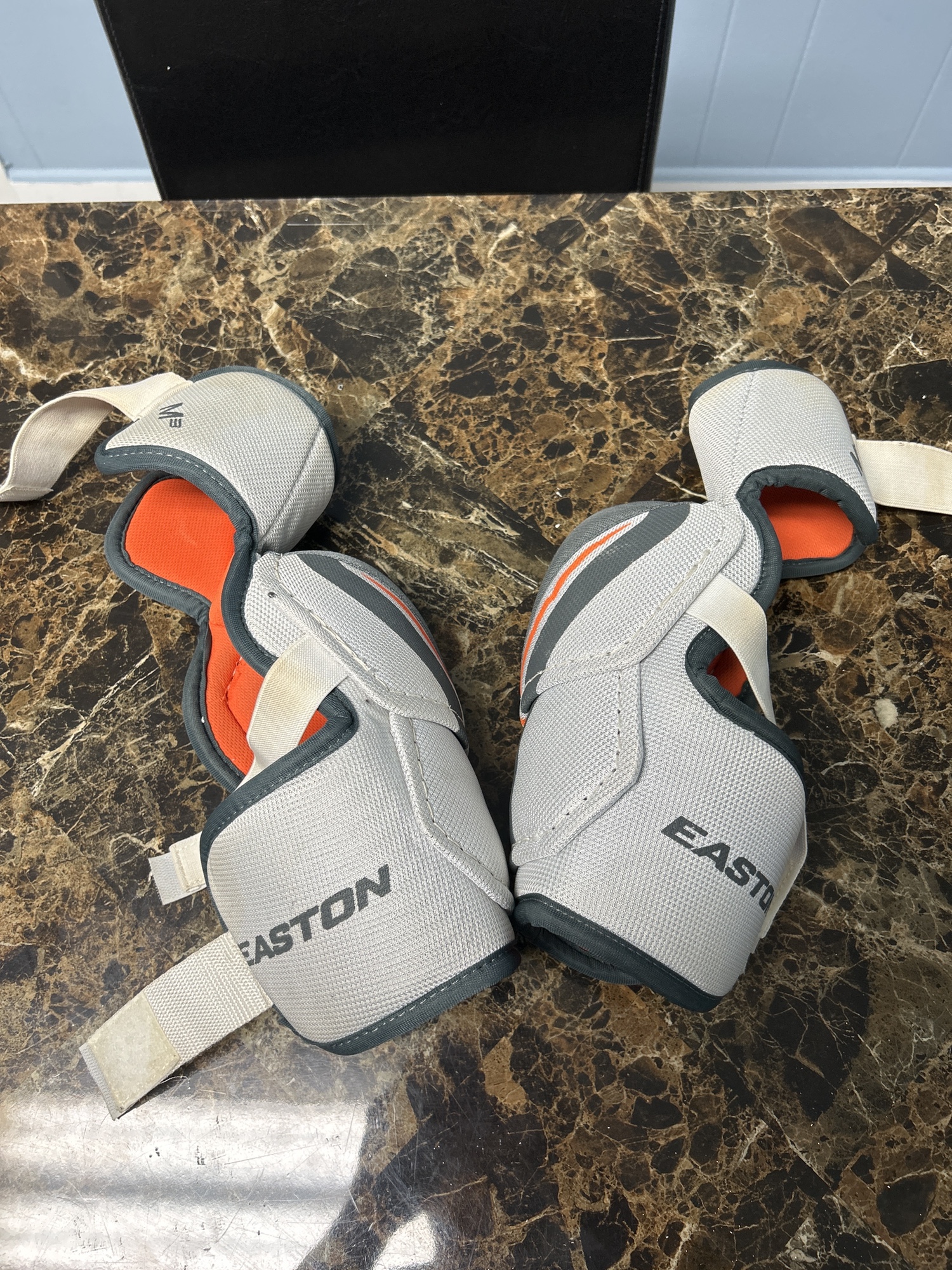 Large Easton M3 Elbow Pads SidelineSwap