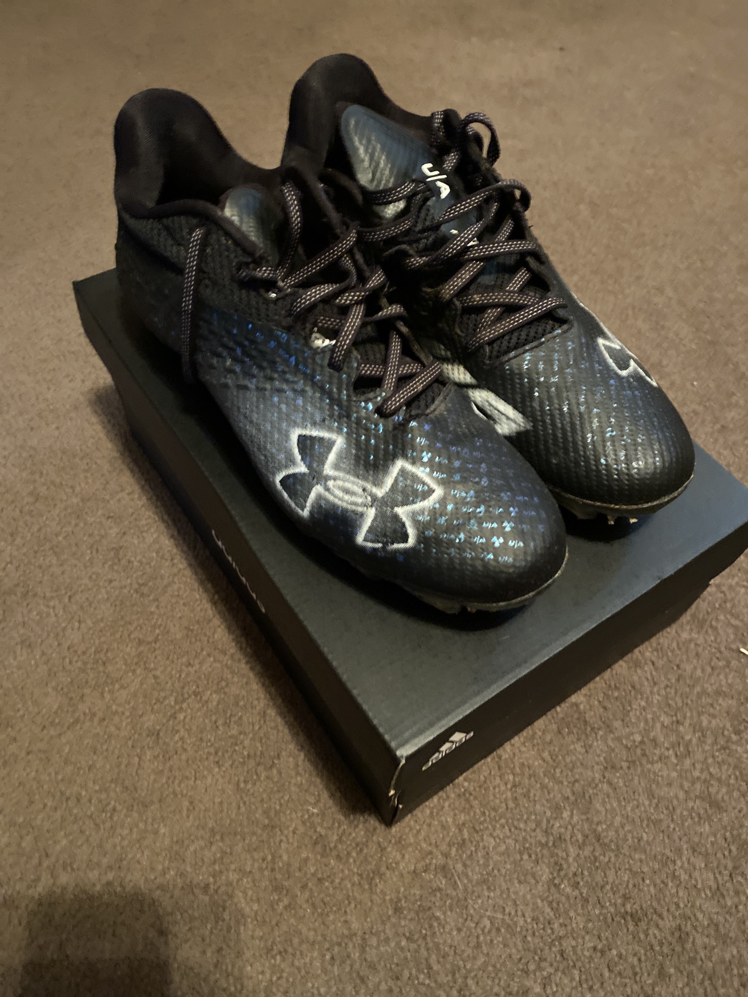 under armour blur cleats