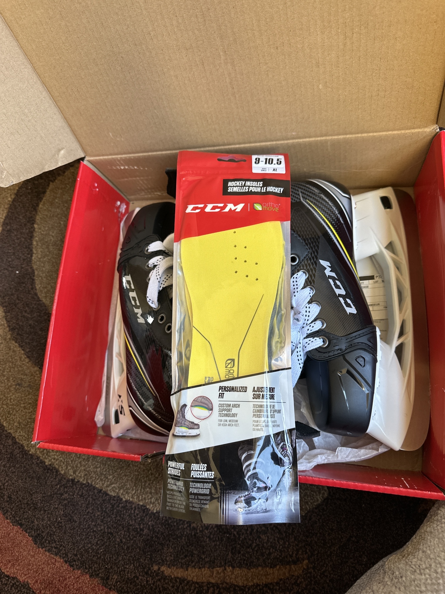 New CCM Pro Stock Size 9.5 Super Tacks AS1 Hockey Skates SidelineSwap