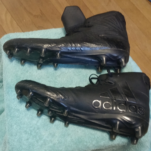 freak football cleats
