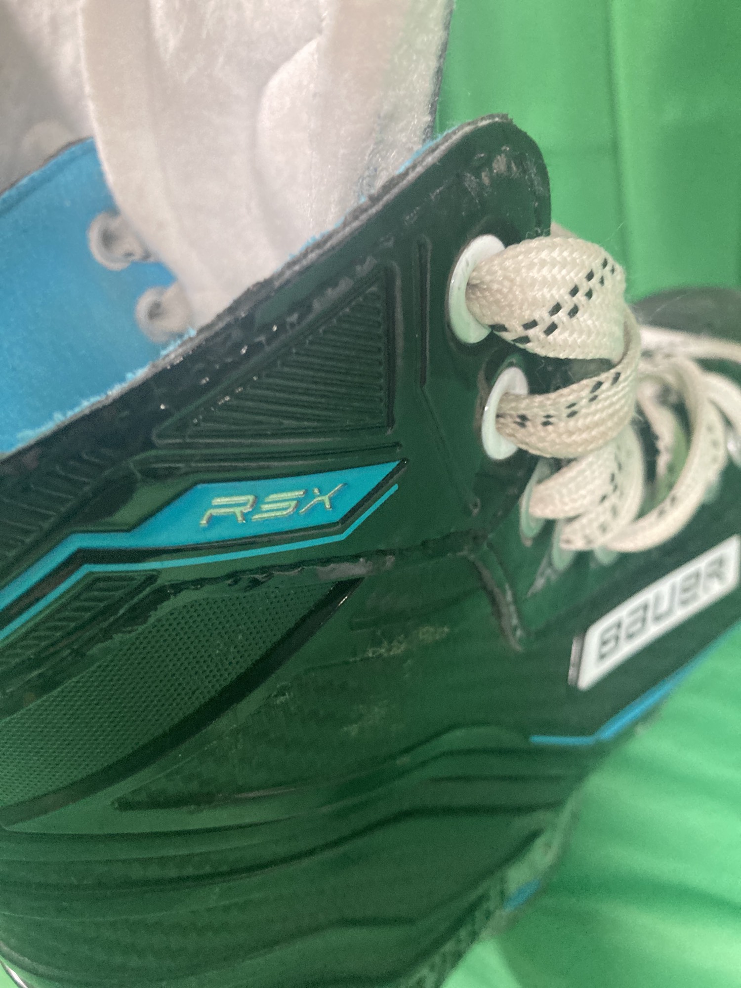 Used Bauer RSX Inline Skates D&R (Regular) 5.0 SidelineSwap