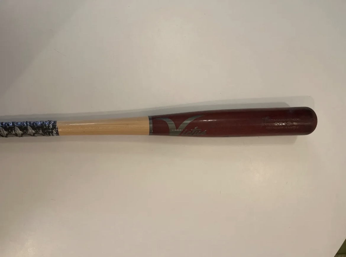 Victus bat 32 in 29oz CUSTOM DESIGNED MODELEB12PRO RESERVE MAPLE Free