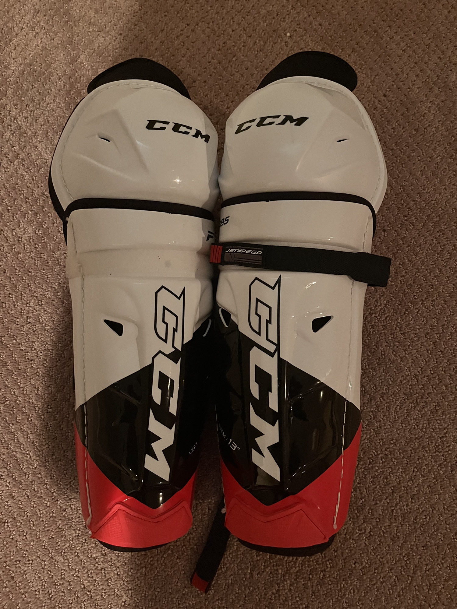 New CCM Jetspeed FT485 Shin Pads SidelineSwap