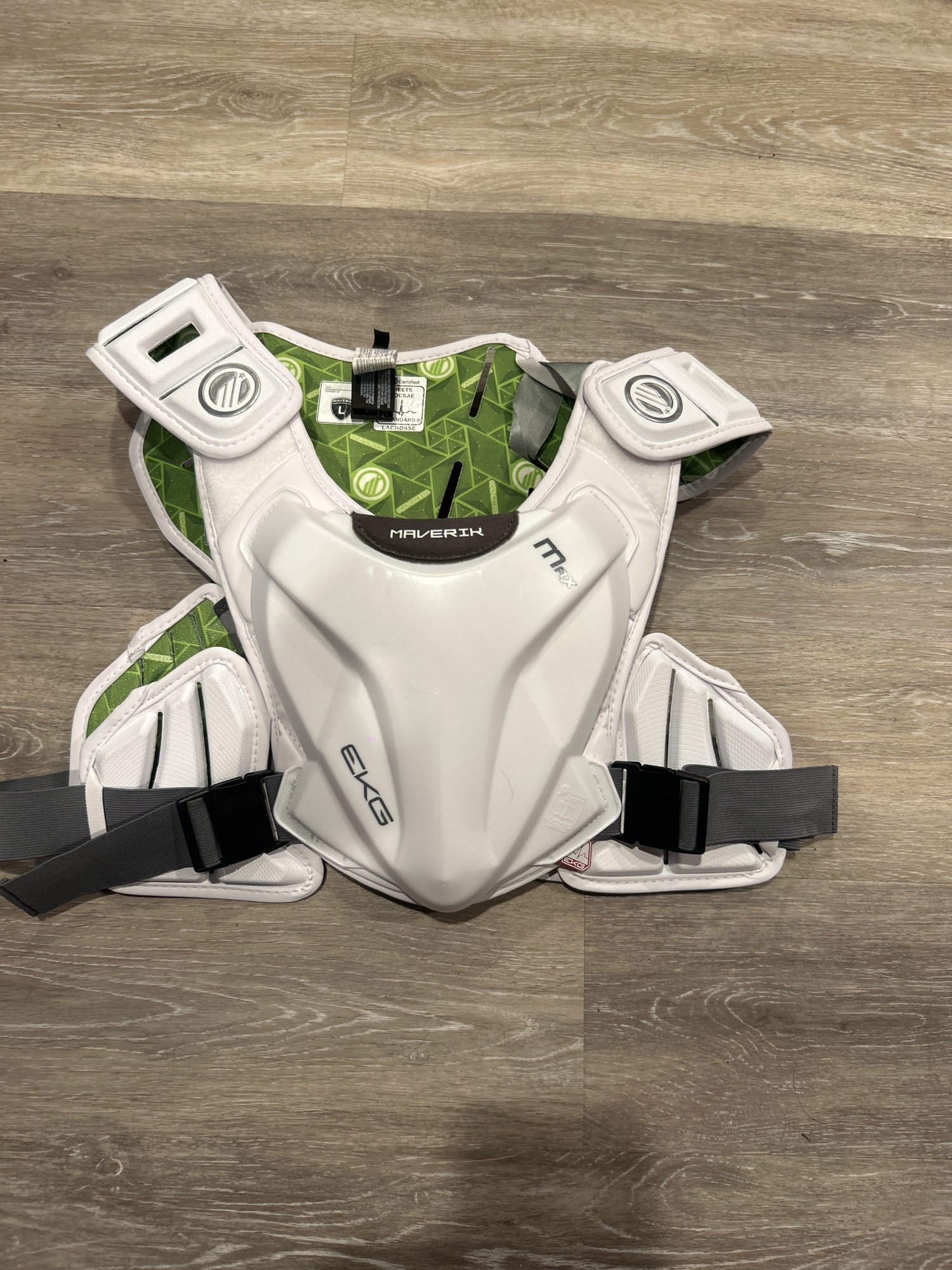 Maverick Max EKG Shoulder Pads SidelineSwap