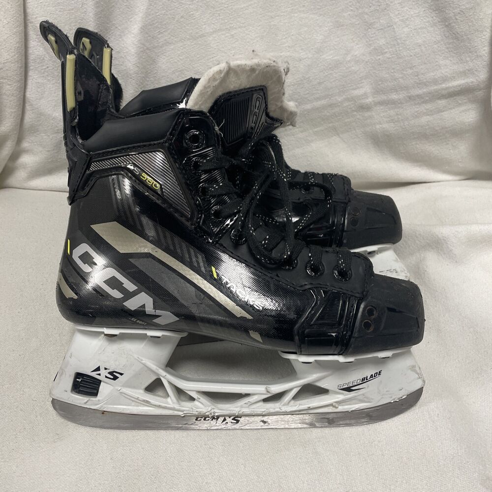 Junior Size 5 CCM TACKS AS 580 Ice Hockey Skates SidelineSwap