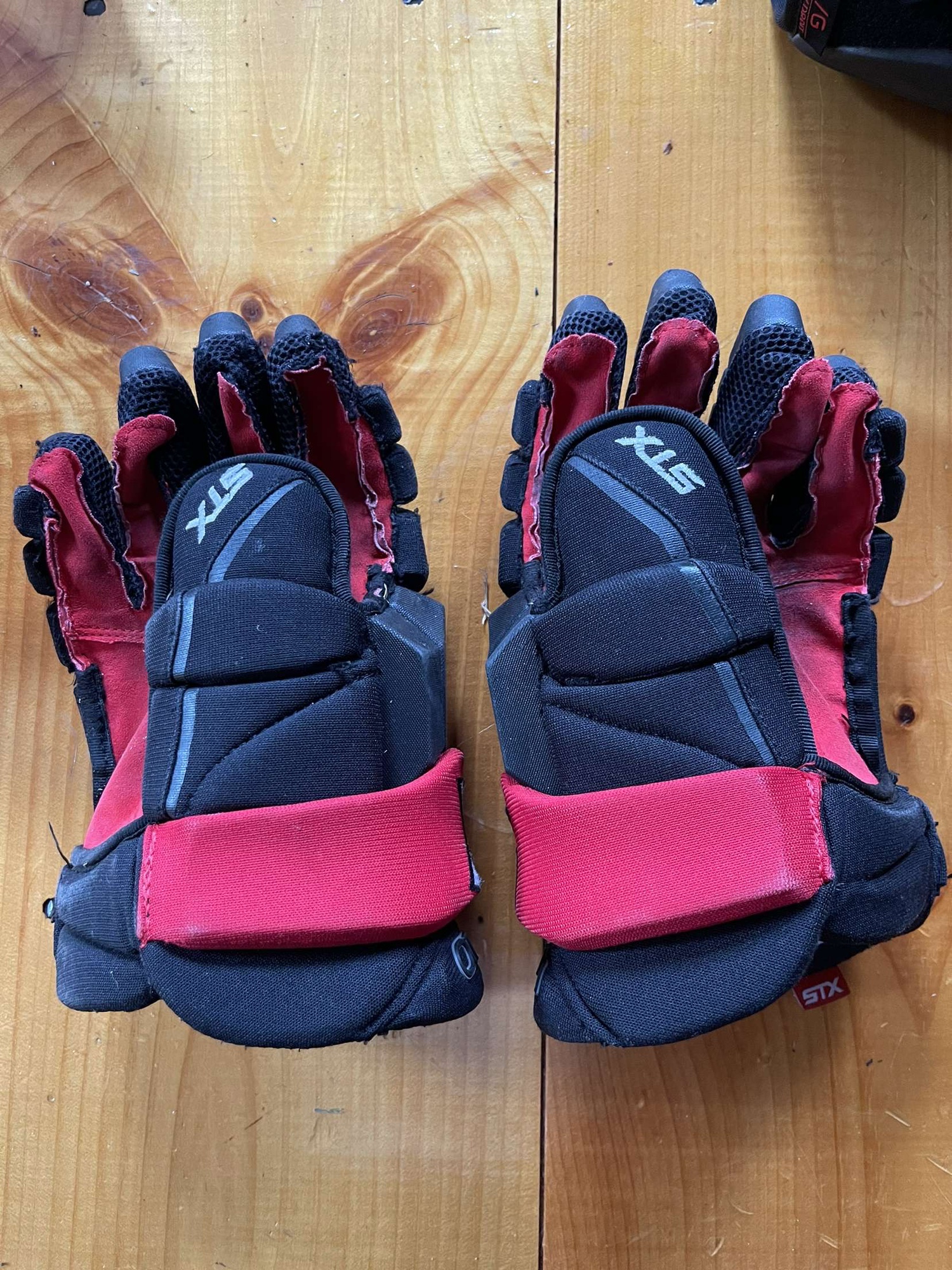 Custom STX 14" Pro Stock HALO Red Palm Gloves SidelineSwap