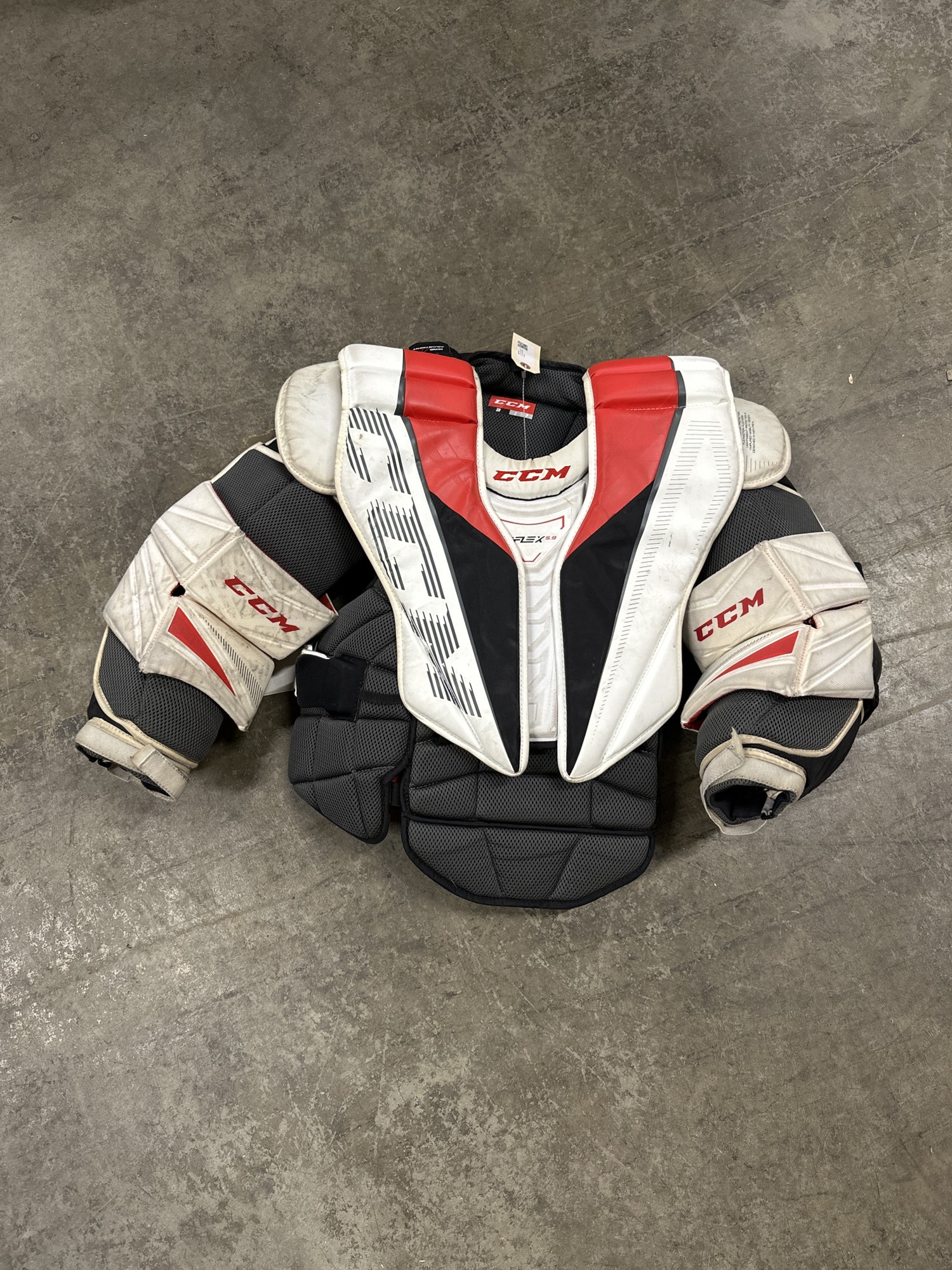 Used Small CCM Eflex 5.9 Goalie Chest Protector SidelineSwap
