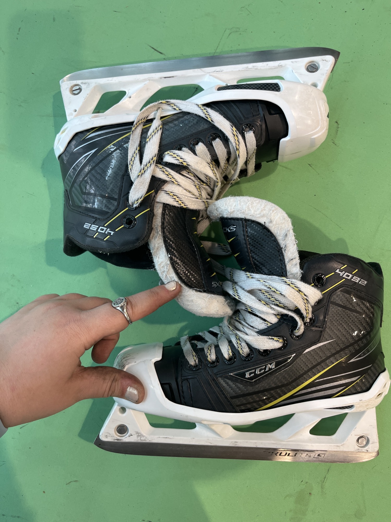 Junior Used CCM Tacks 4092 Hockey Goalie Skates D&R (Regular) 4.0 SidelineSwap