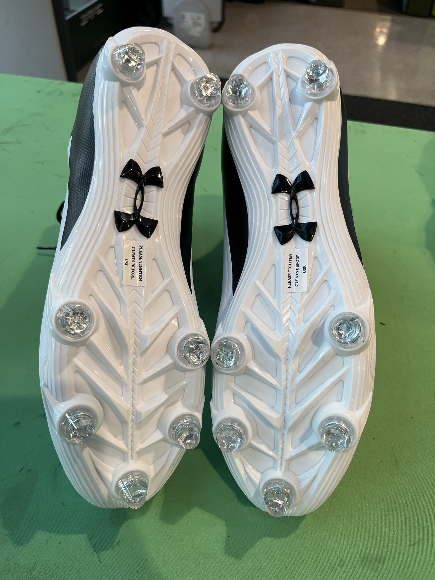 black under armour cleats