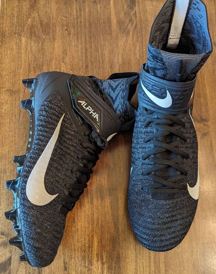 flyknit football cleats