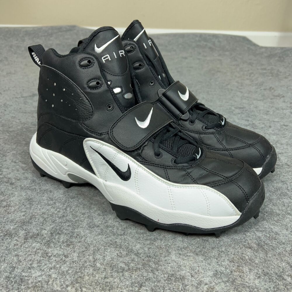 mens nike football cleats size 13