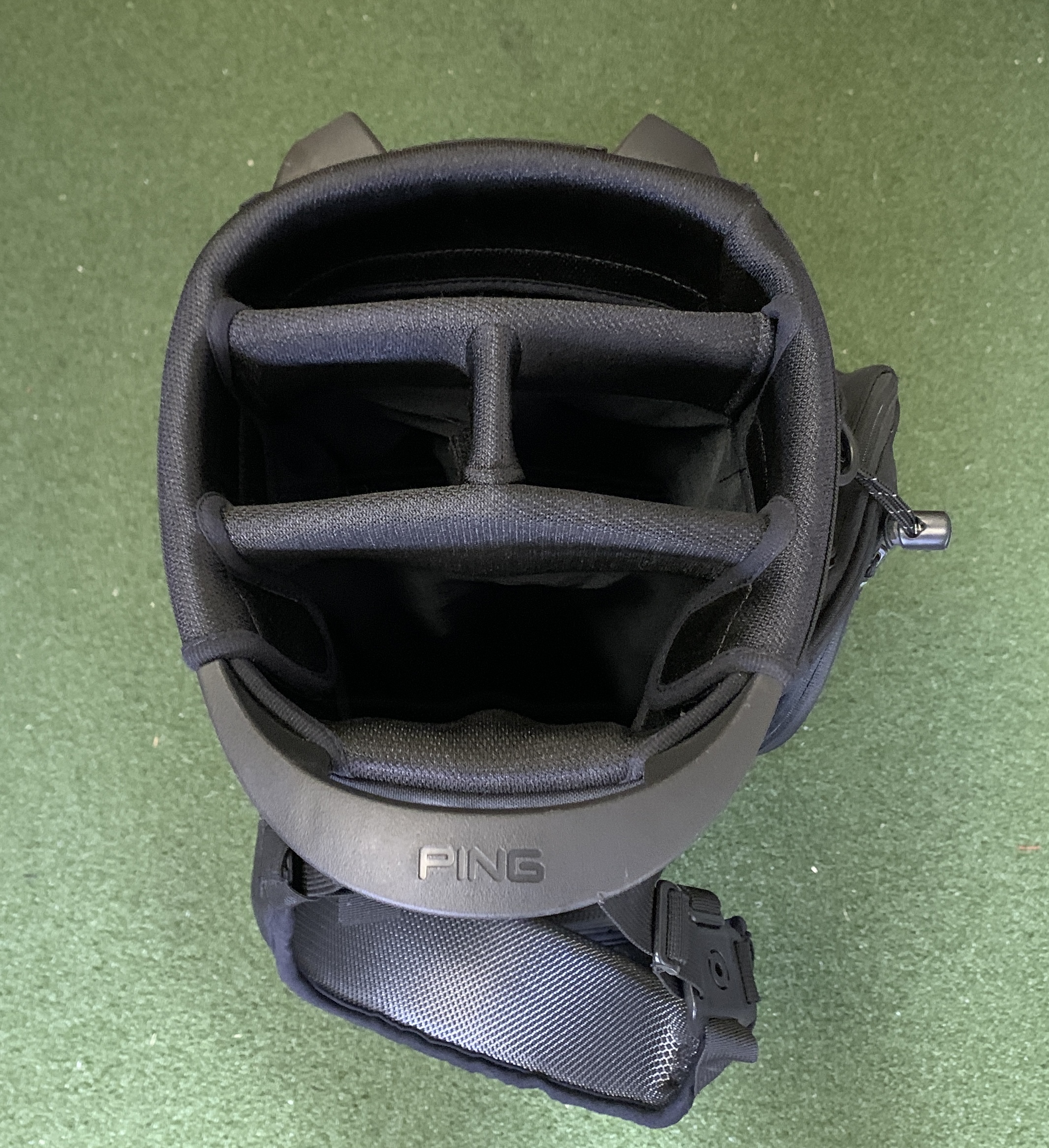 Ping G425 Stand Bag Black 4Way Divide Single Strap Golf Bag SidelineSwap