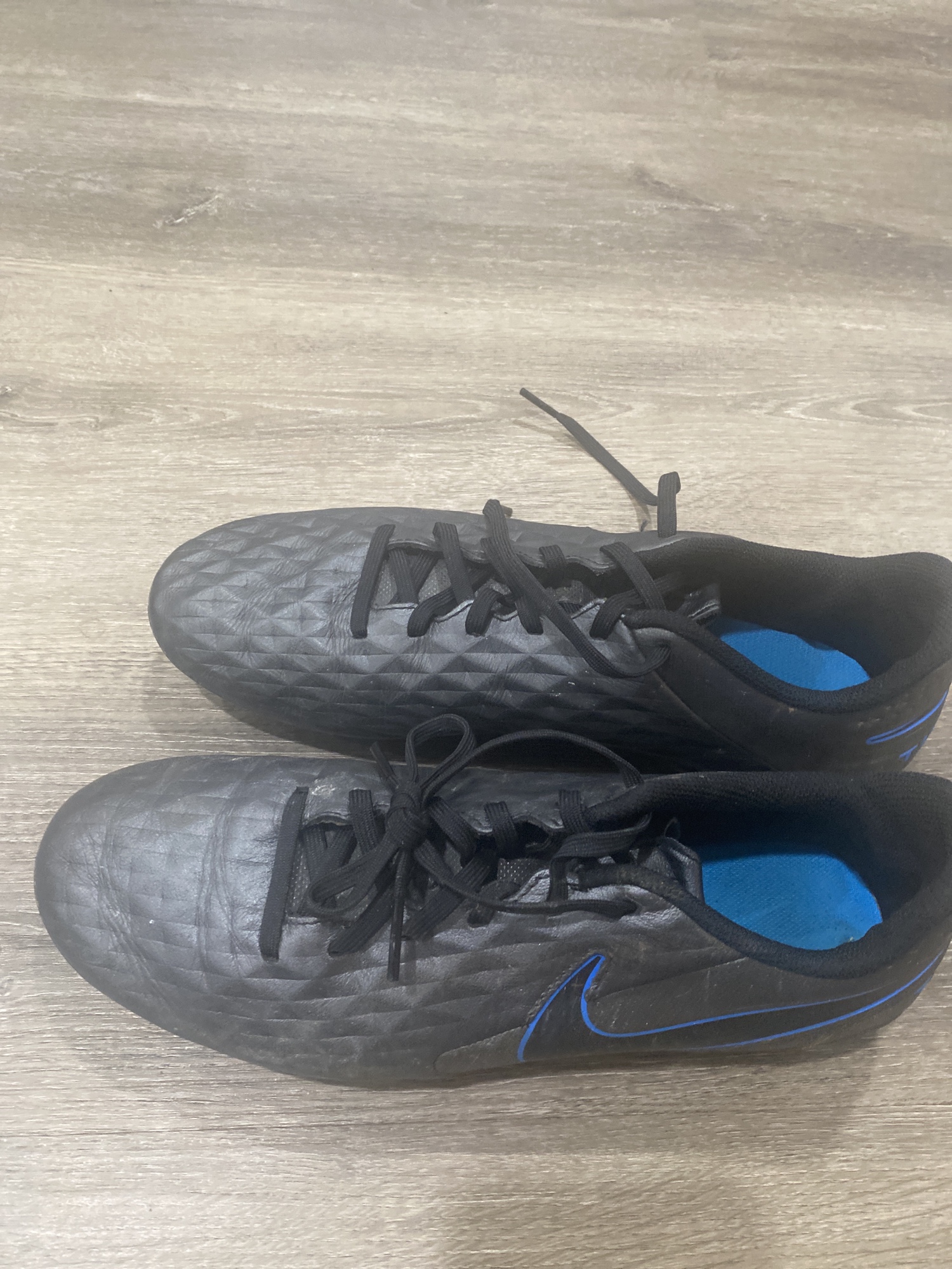 mens nike molded cleats