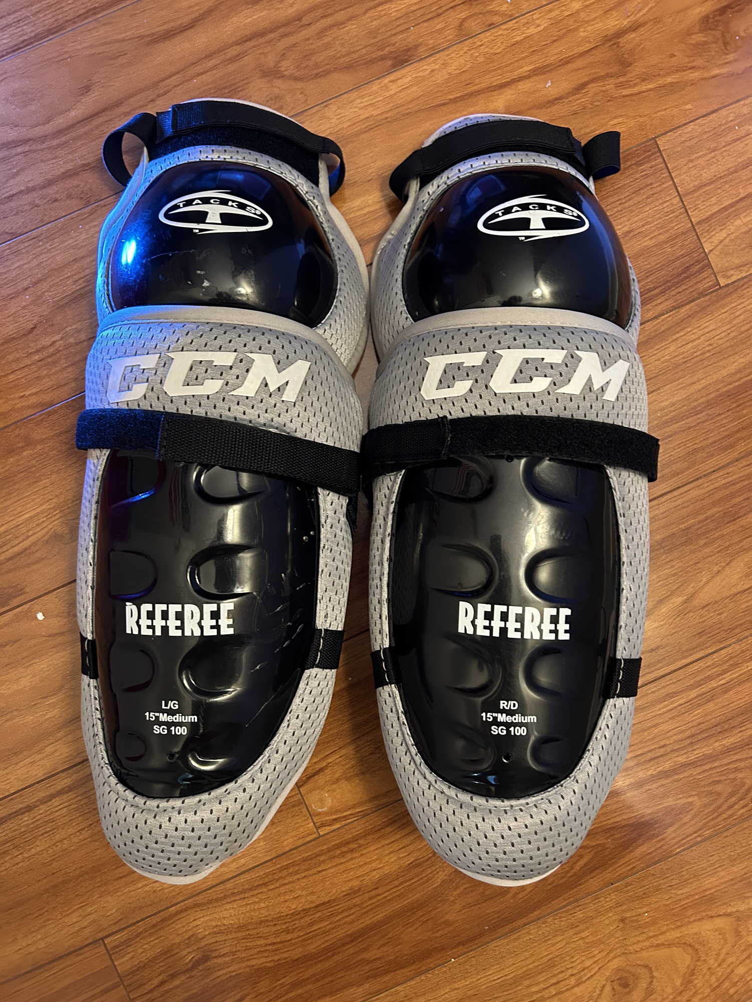 CCM Tacks SG100 Referee Shin Pads 15” Medium SidelineSwap