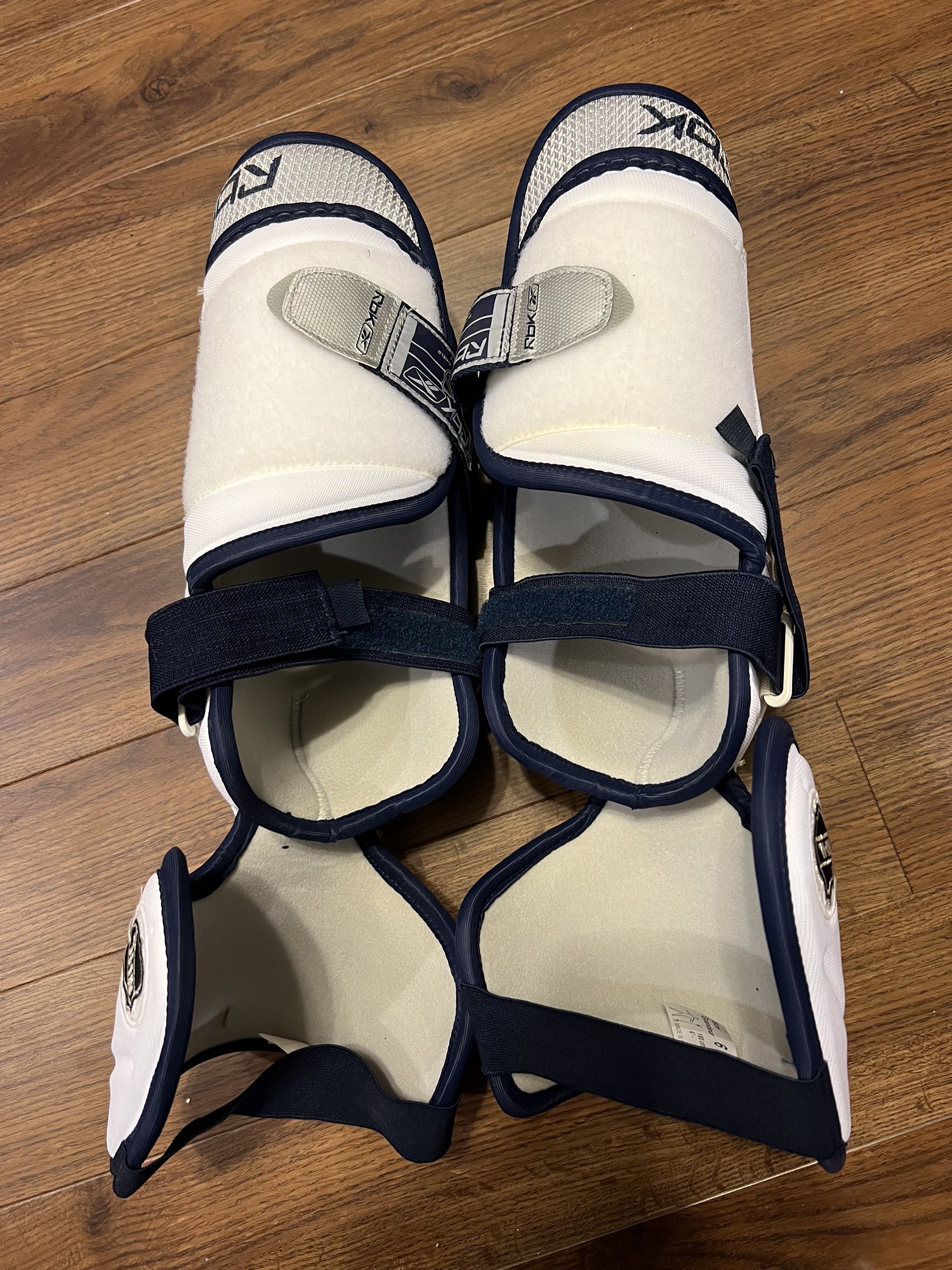 Pro Stock NHL Reebok 8K Pro Elbow Pads Large Long Cuff Rare SidelineSwap