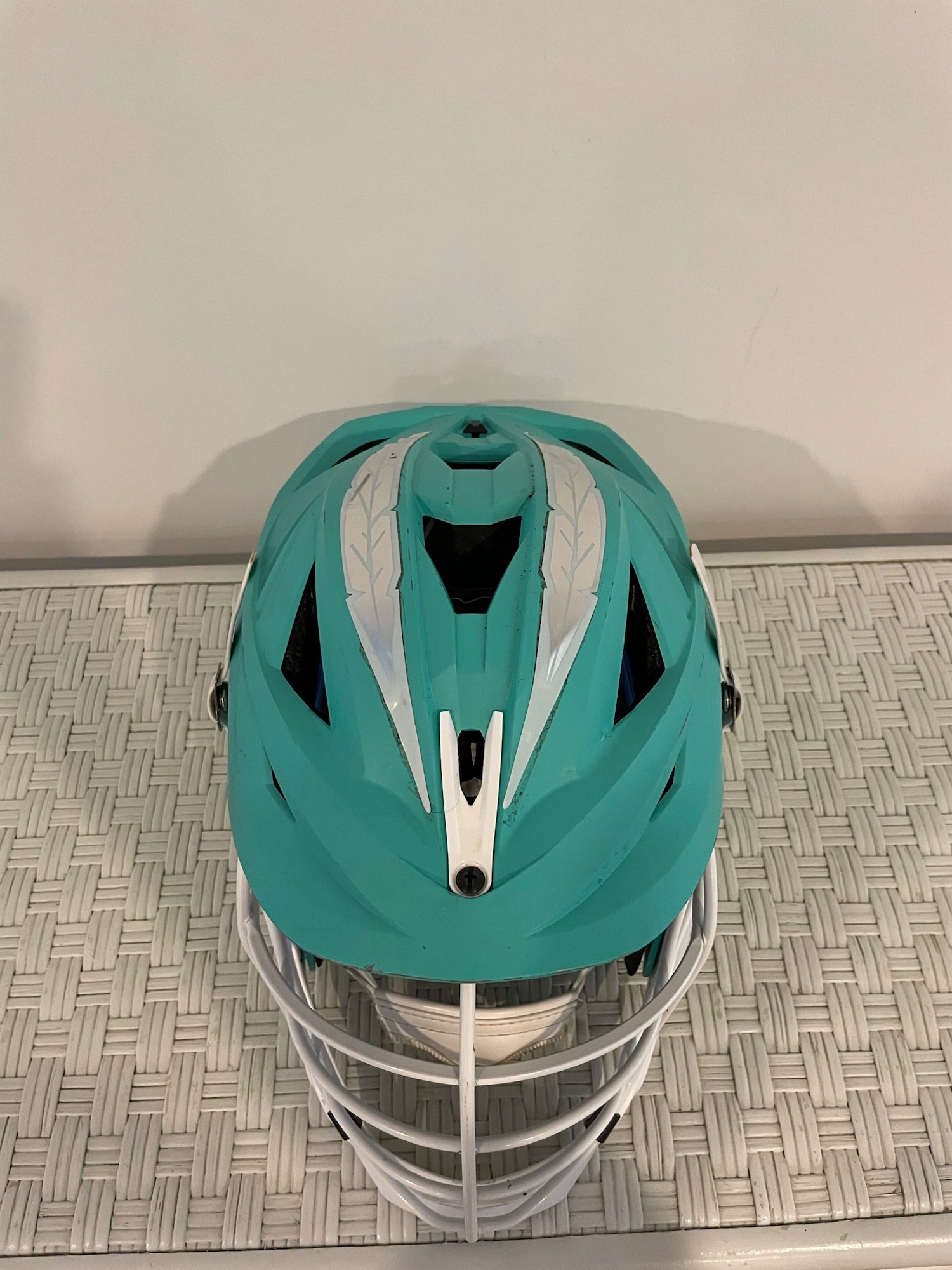 Used Sweetlax Cascade XRS Helmet SidelineSwap