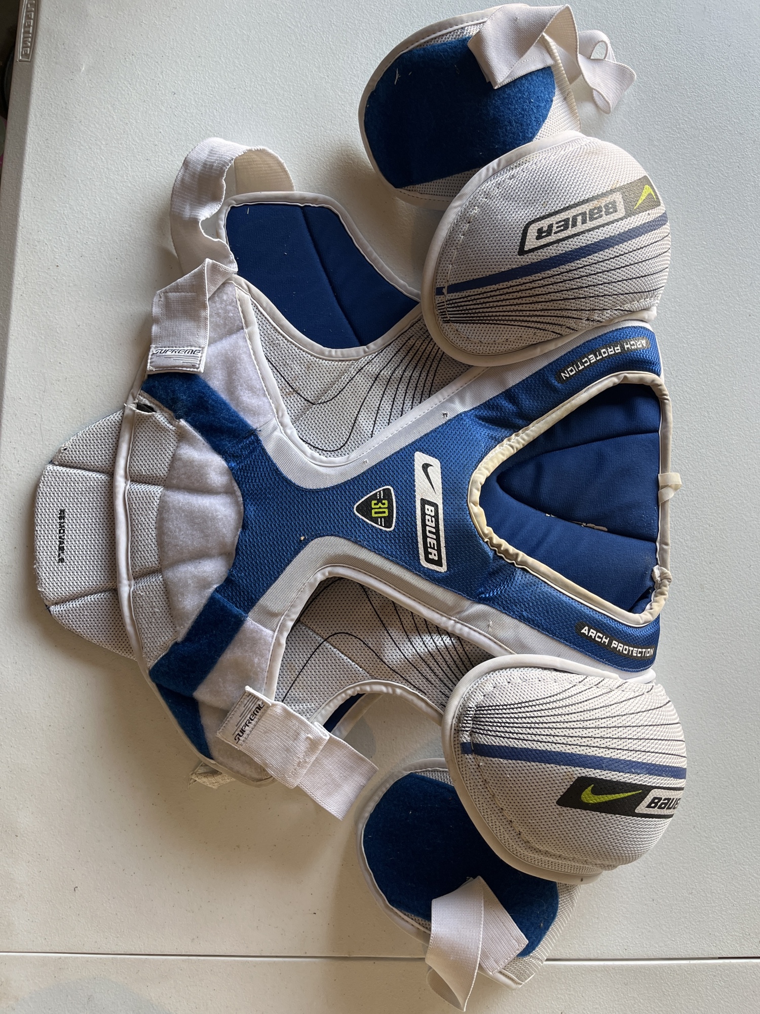 Bauer shoulder pads SidelineSwap
