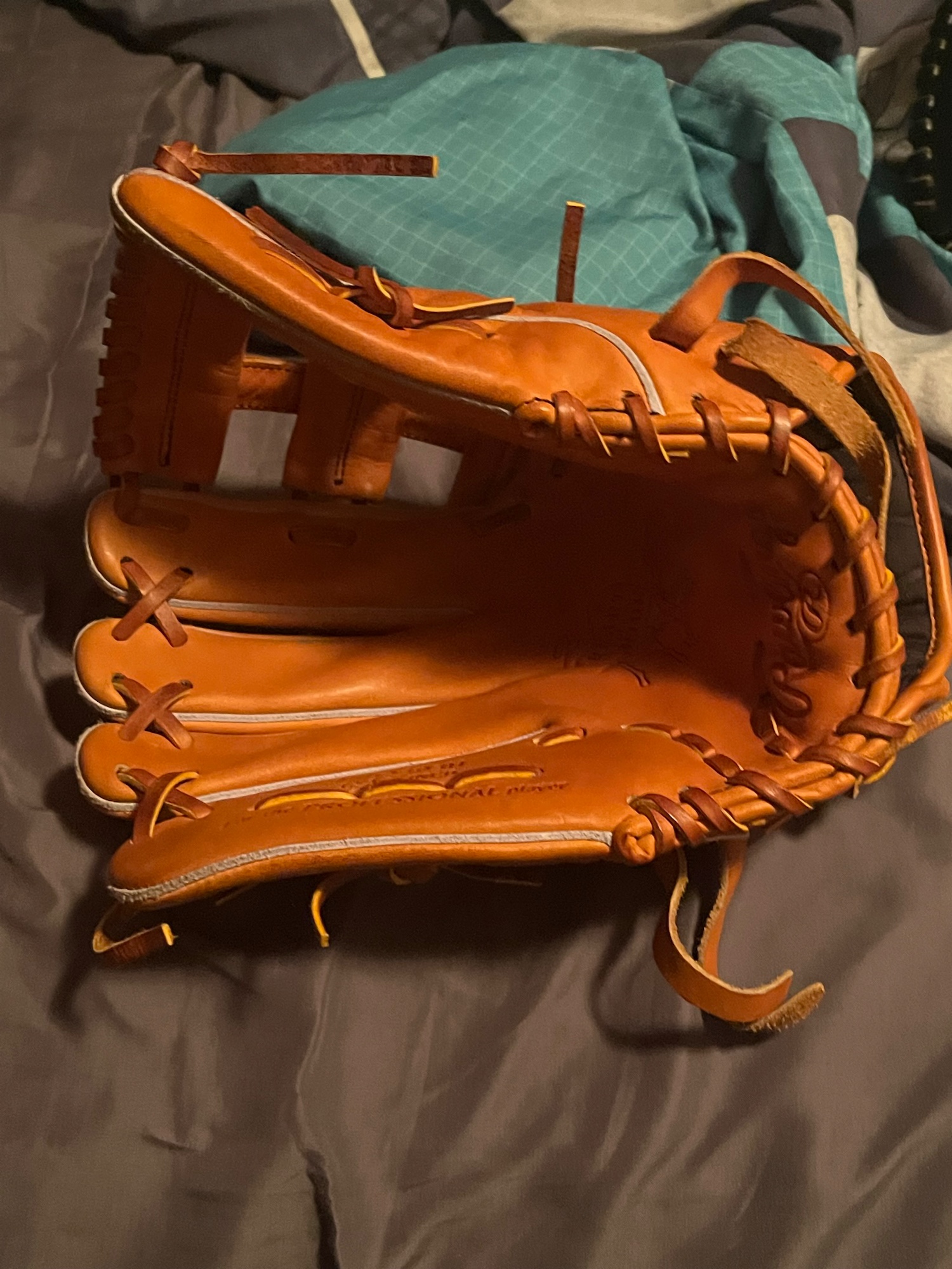 Rawlings HOH Horween Lefty 12.75 Outfield Glove SidelineSwap
