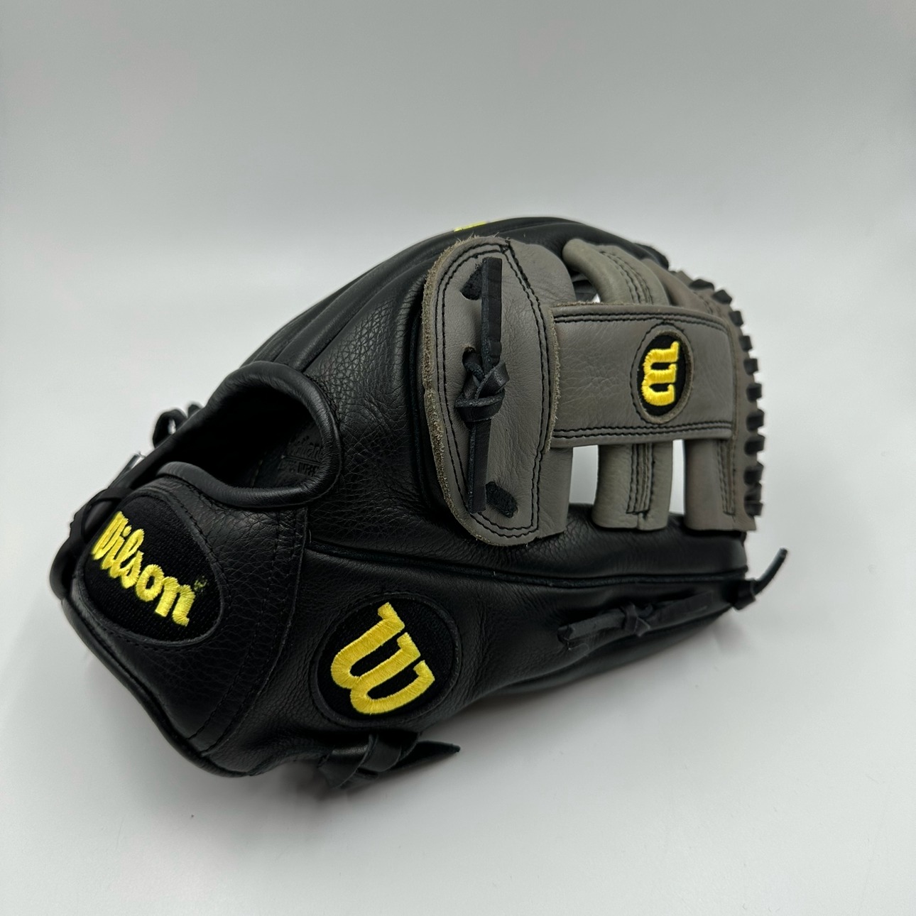 Wilson A1000 G4 Baseball Glove 11.5” Pitcher/Infield New Without Tags