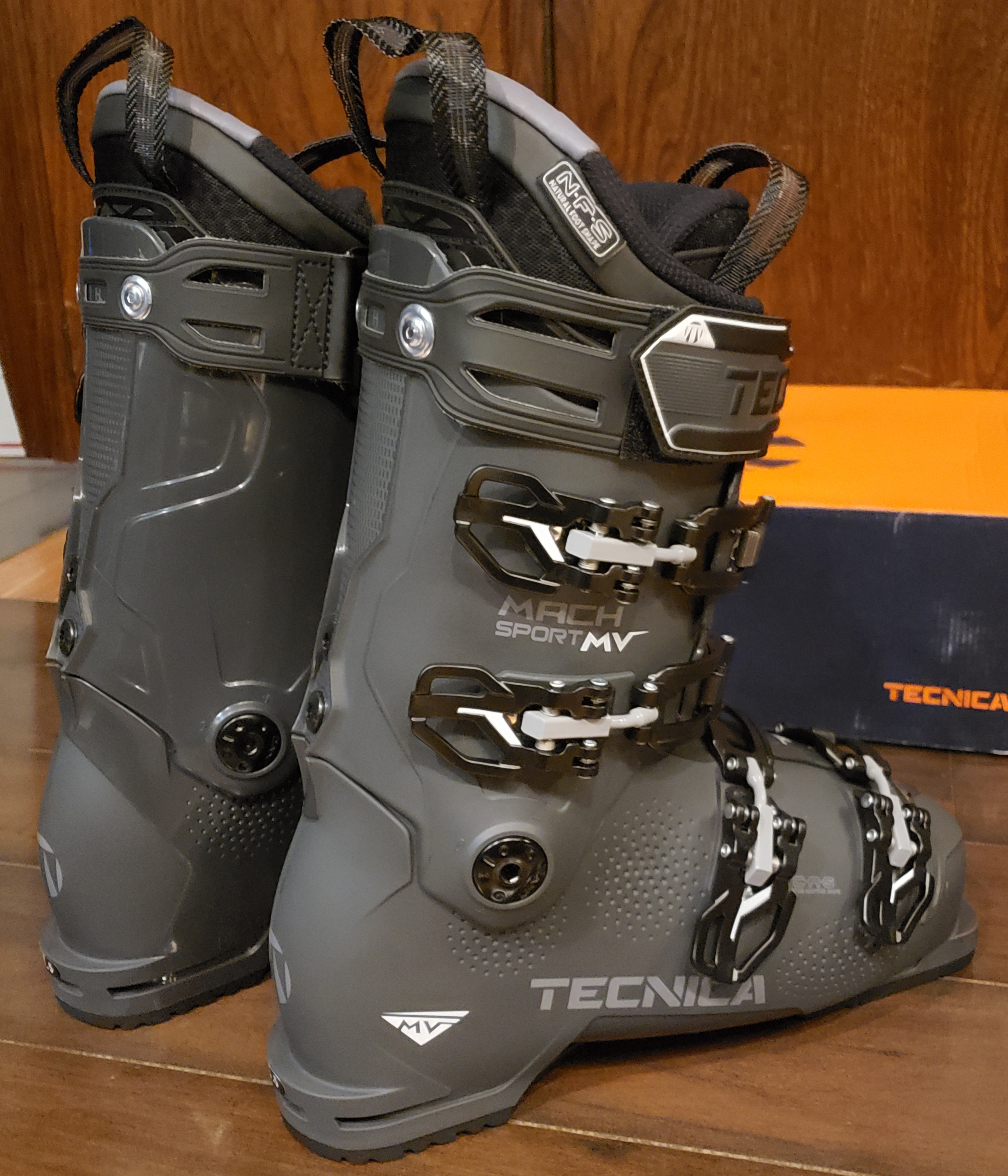 2023 TECNICA MACH SPORT 110 MV Ski Boots *NEW* MENS 88.5/26.5/305mm