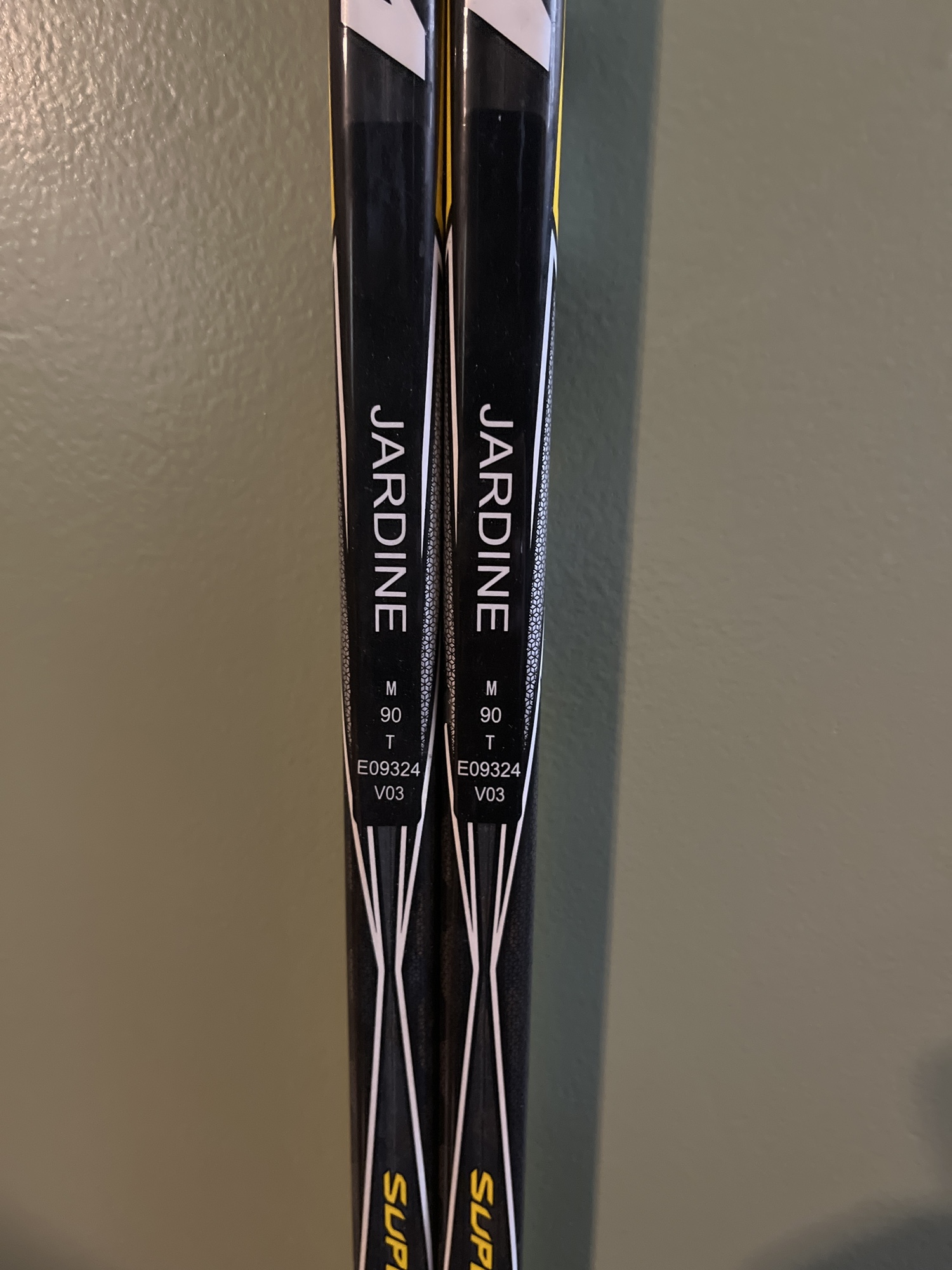 2 Senior Left Handed P29 Crosby Pro Stock Super Tacks 2.0 Hockey Sticks