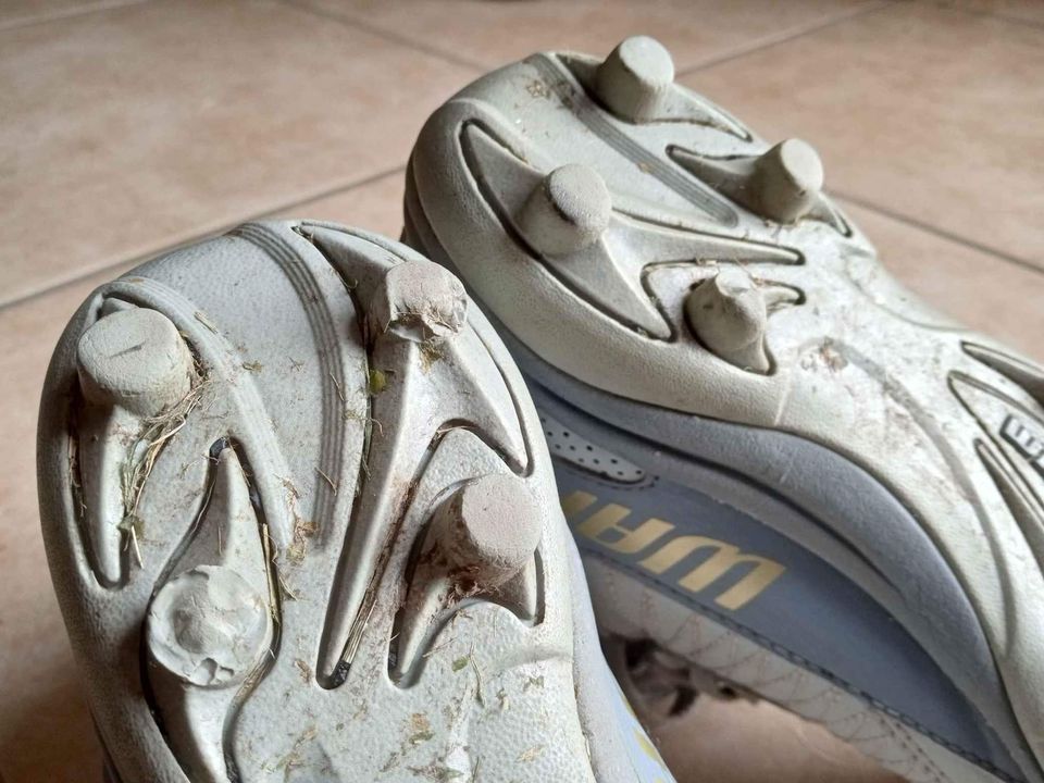 lacrosse cleats youth size 7