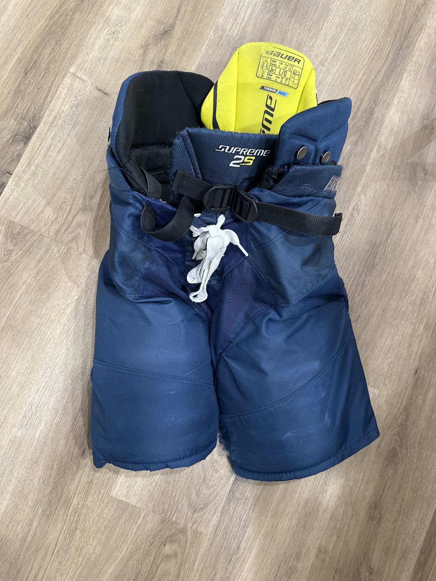 Bauer Junior Large 2S hockey pants navy SidelineSwap