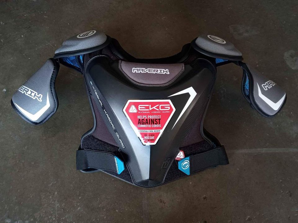 Maverik Charger Shoulder Pads, size XS SidelineSwap