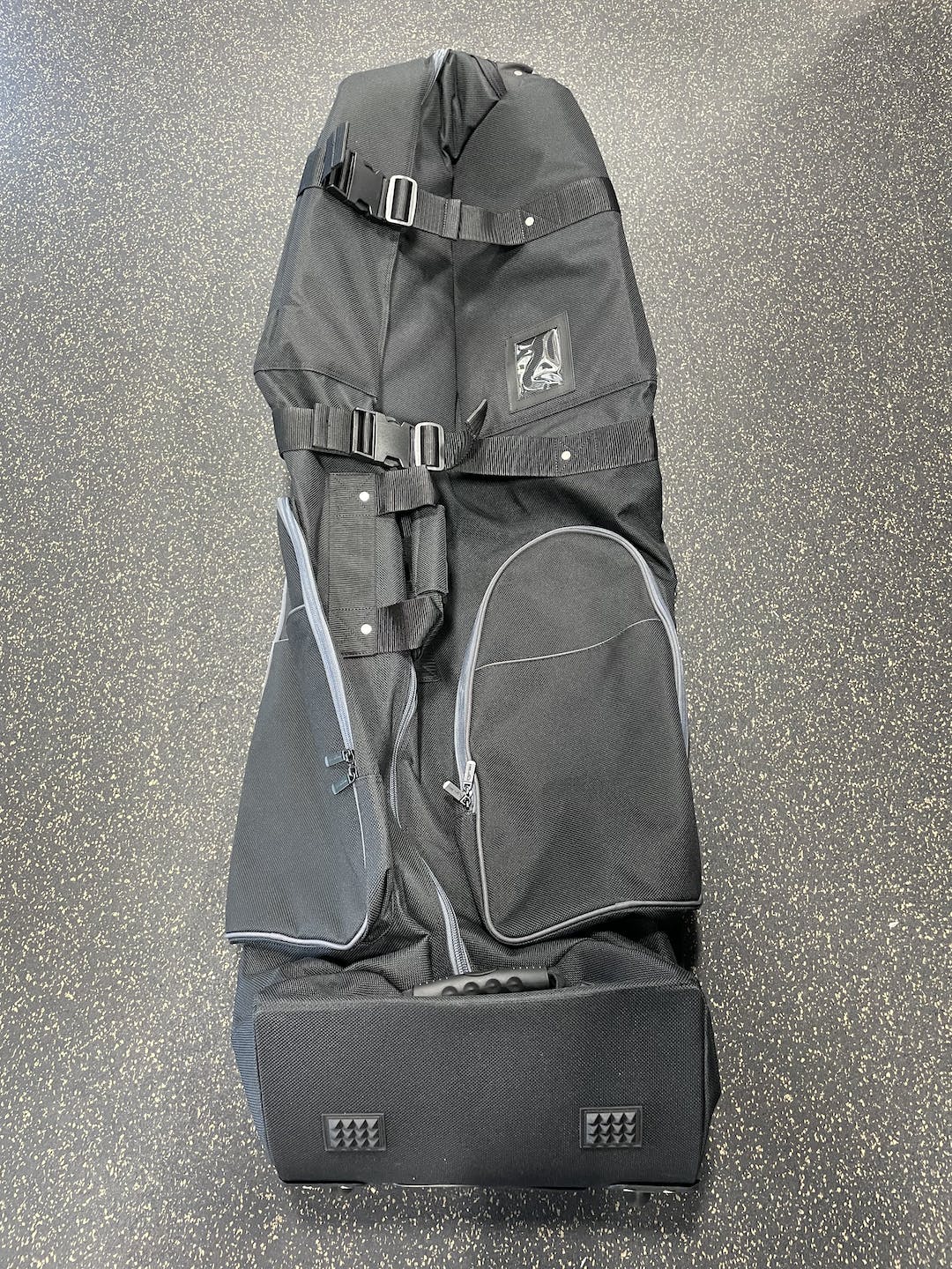 Used Soft Shell Wheeled Travel Case Soft Case Wheeled Golf Travel Bags