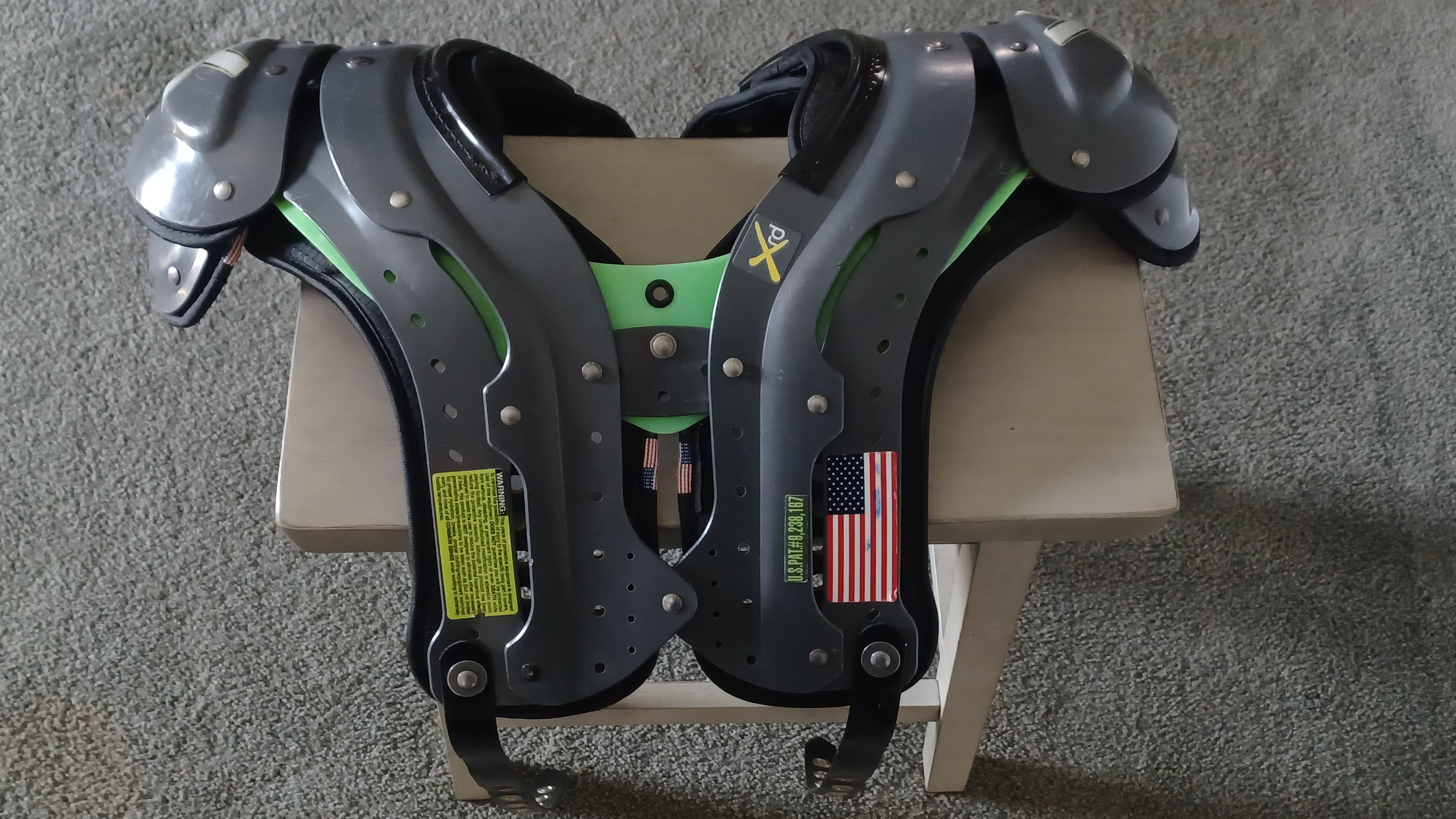 Adult Medium Xtech Shoulder Pads SidelineSwap