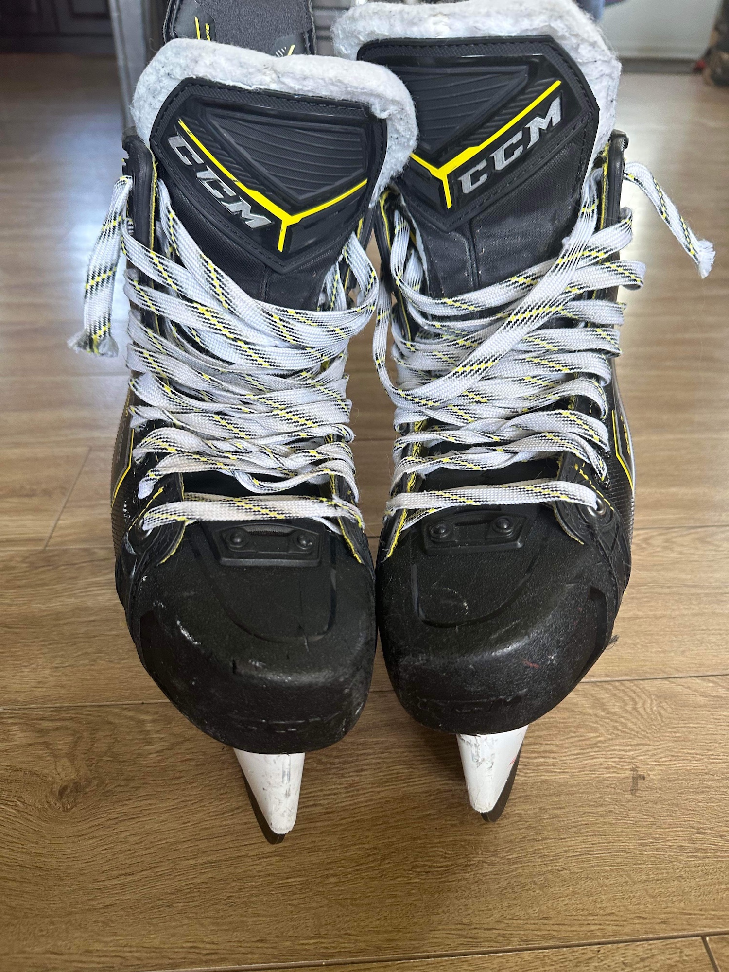 Ccm super tacks skate Classic se SidelineSwap