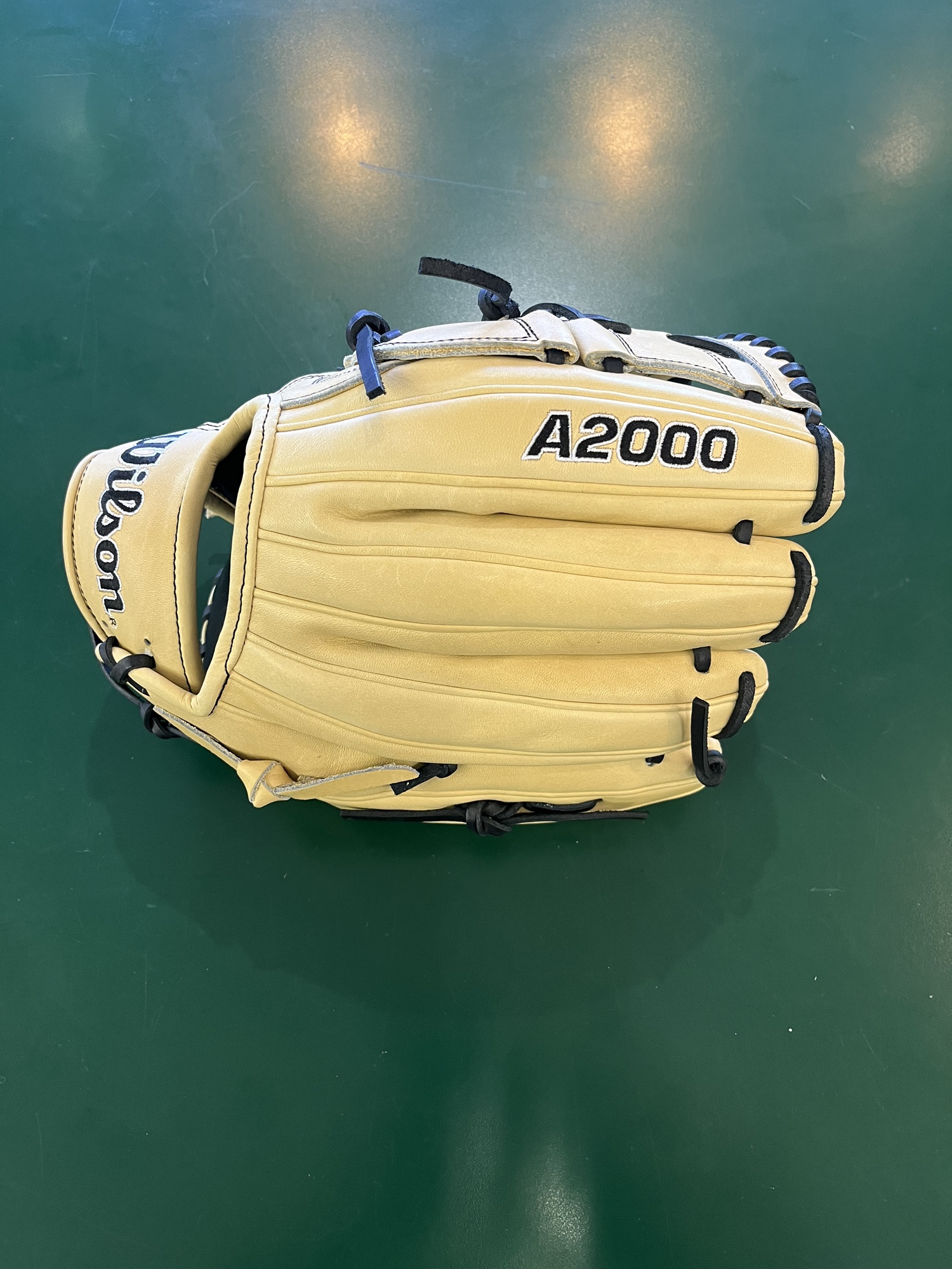 New Wilson A2000 Pro Stock 12” Left Hand Throw Baseball Glove