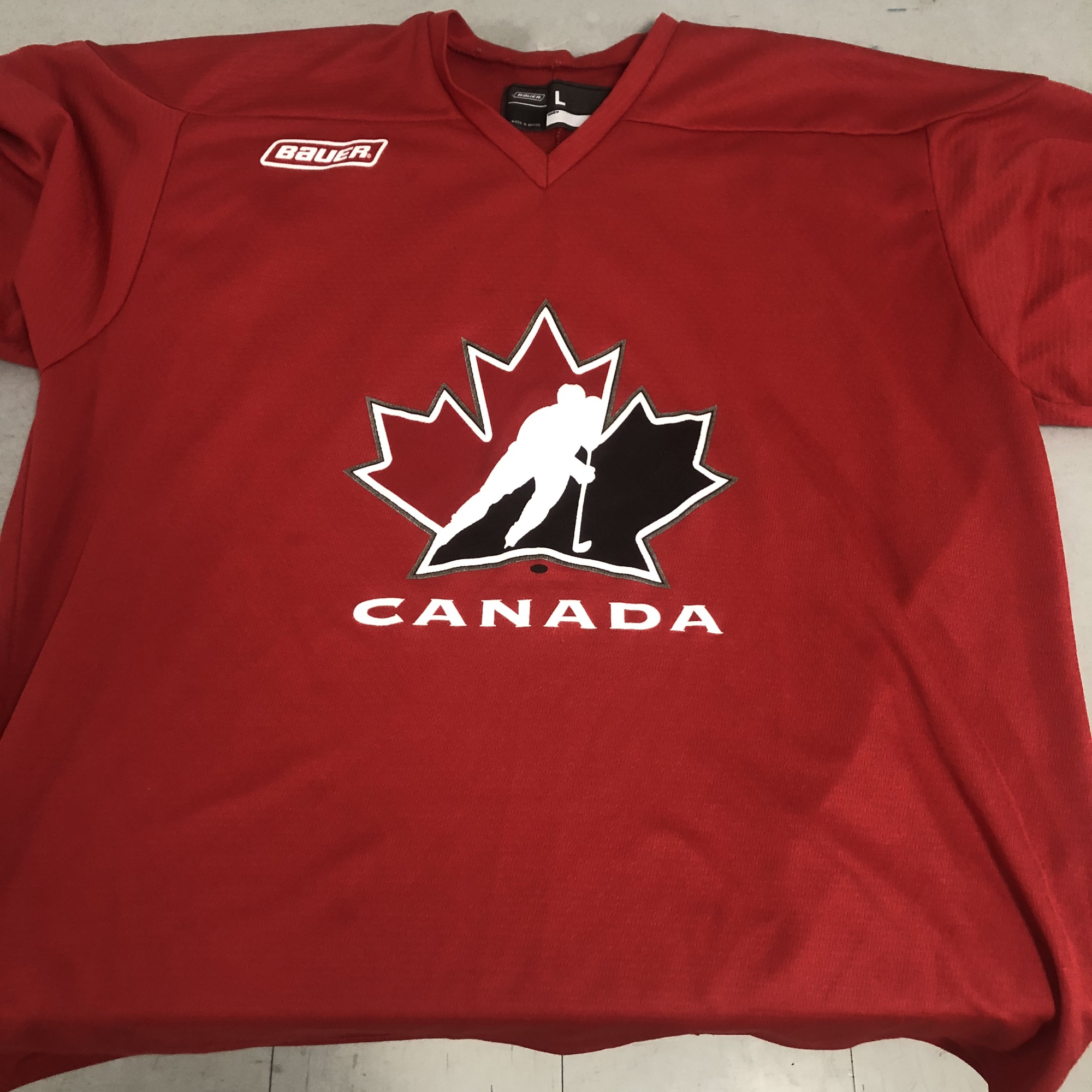 NEW Bauer Team Canada mens large practice jersey SidelineSwap