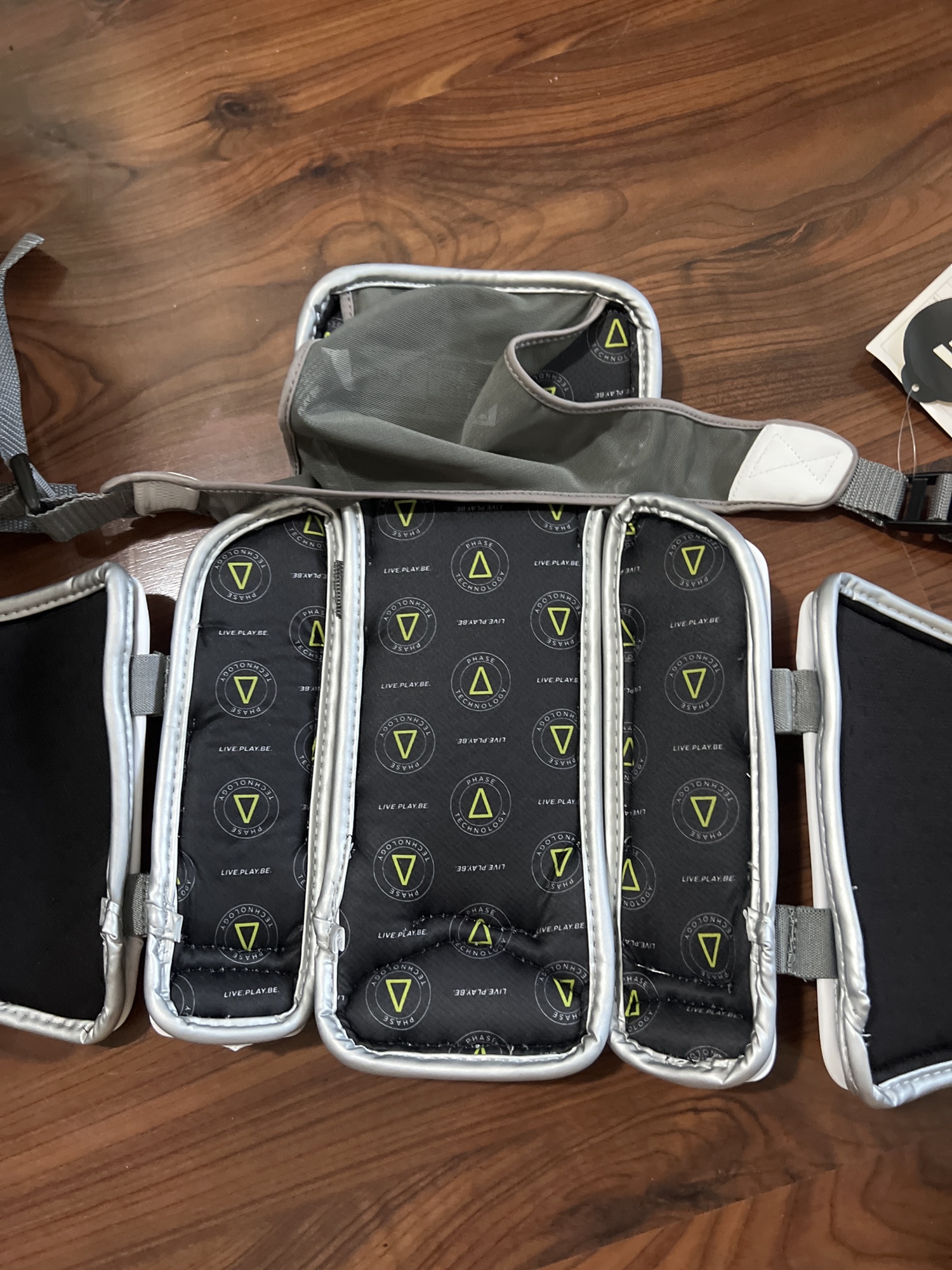 New Large Epoch Integra X Kidney Pads SidelineSwap