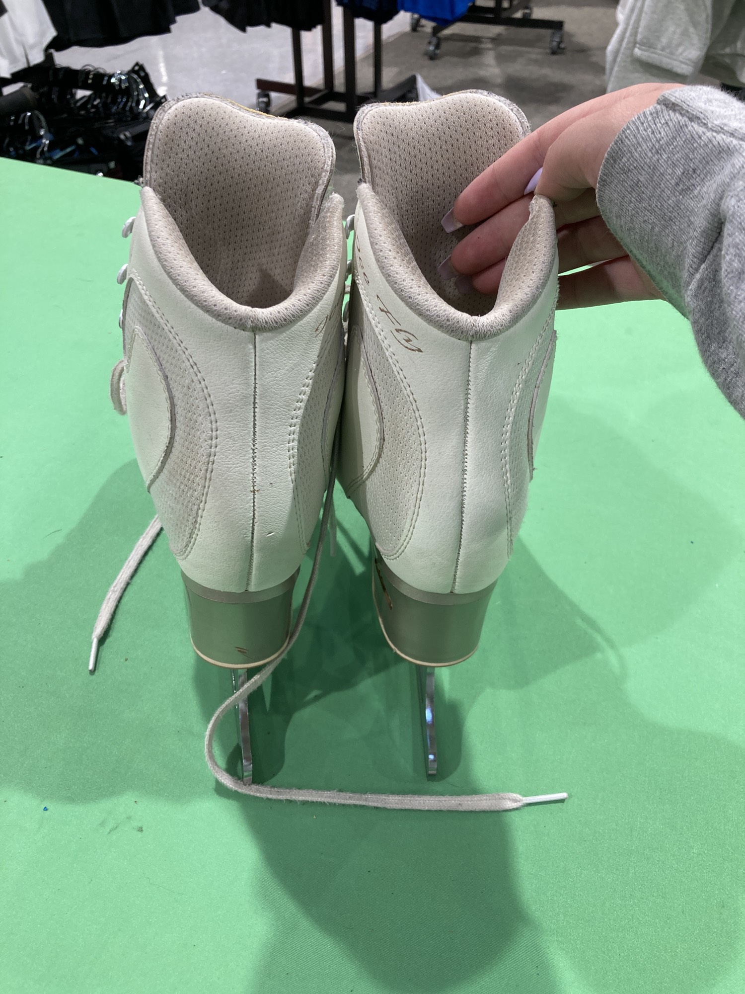 Used EDEA Ice Fly 240 Figure Skates SidelineSwap