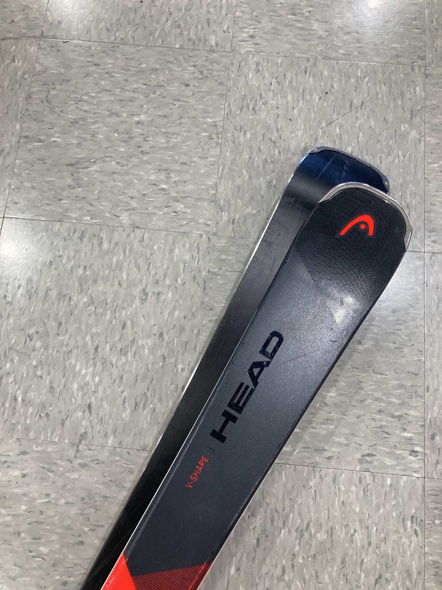 Used HEAD V-Shape V6 163 CM Skis W/ HEAD PR11 Bindings