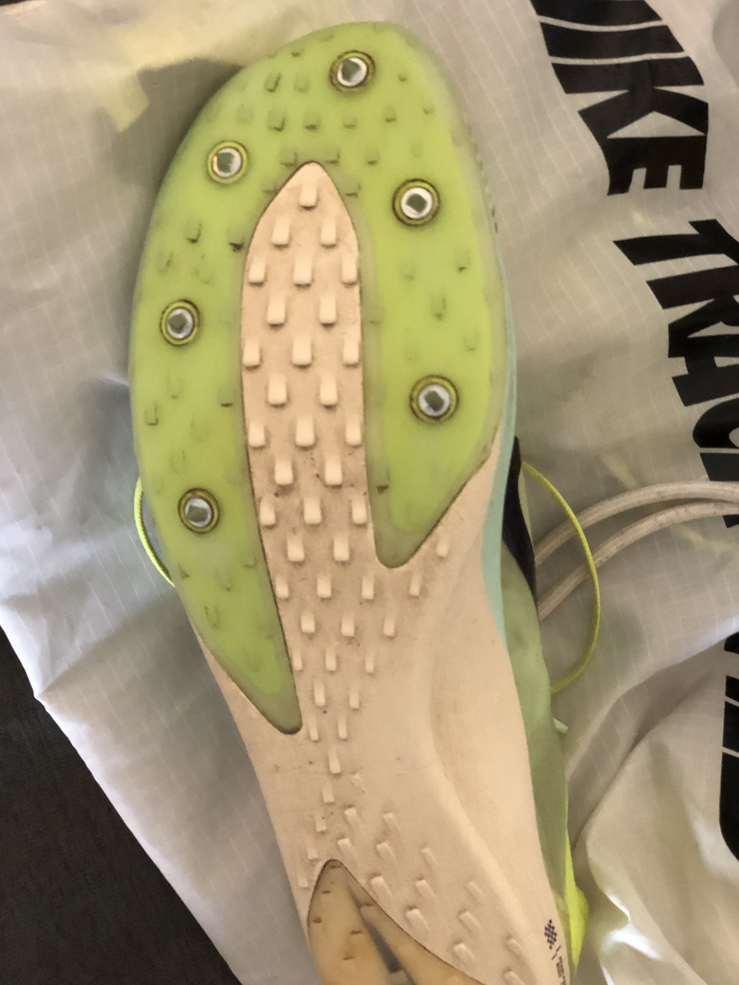 victory elite spikes