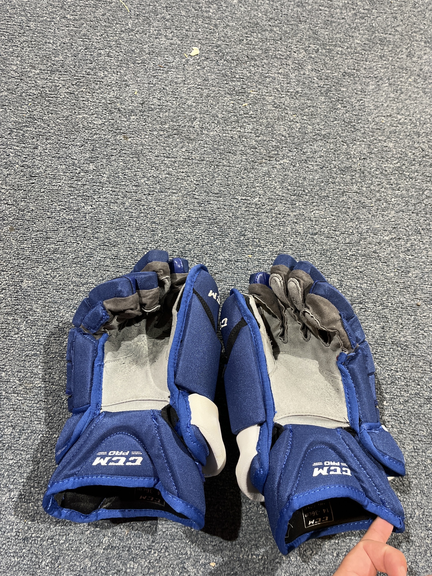 Used Team Issued Toronto Maple Leafs HG12 Pro Stock Gloves 14” (stained