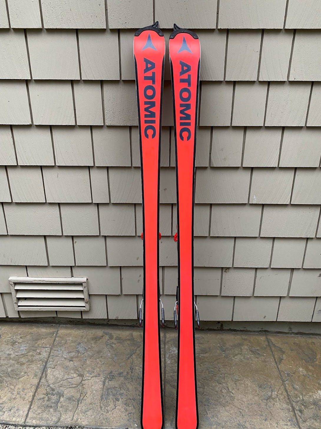 Used Men's 2021 Atomic 165 cm Racing Redster FIS SL Skis With x19