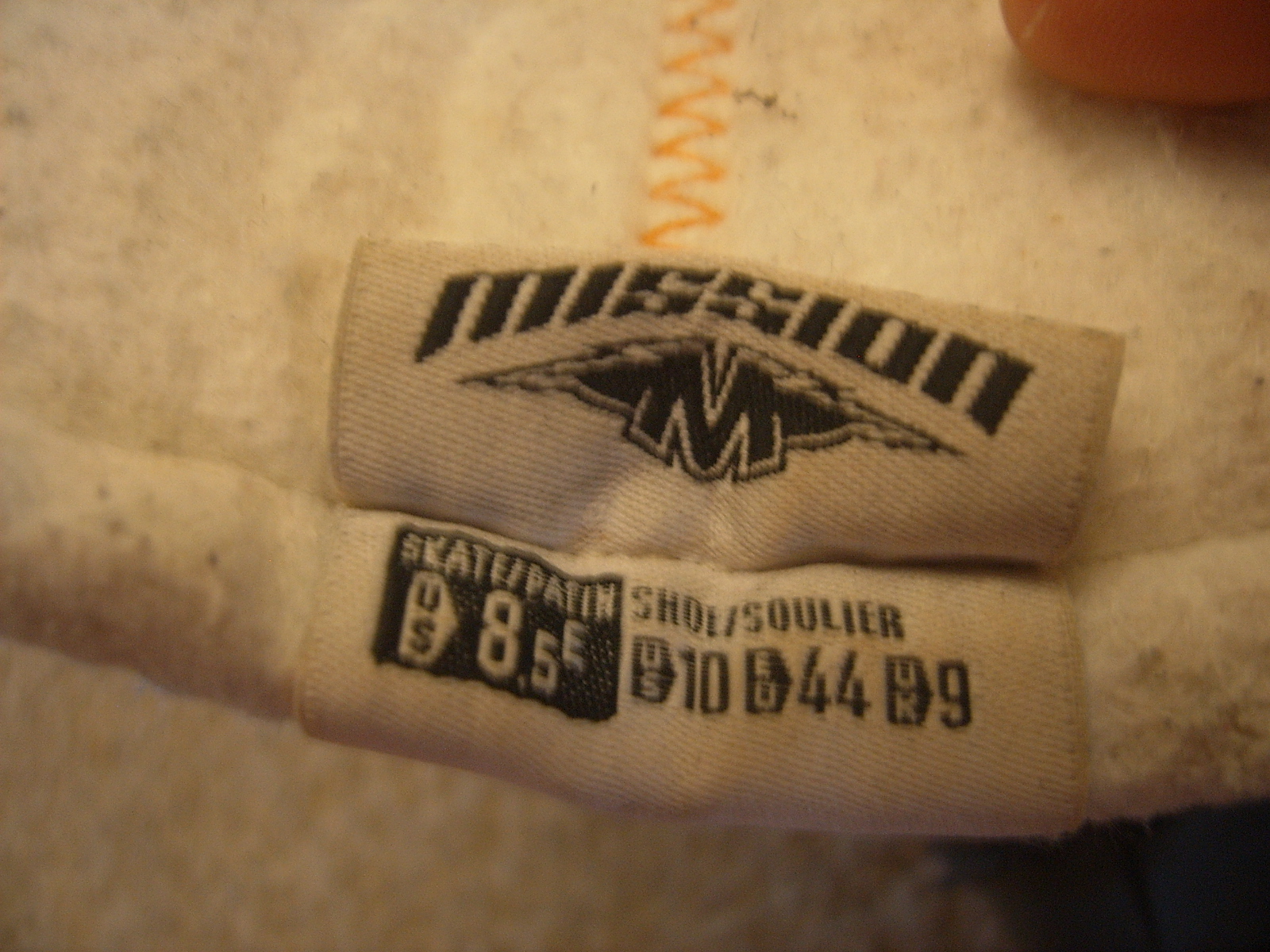 Inline SkatesGood Condition Mission Inhaler AC5 Inline Hockey Skates