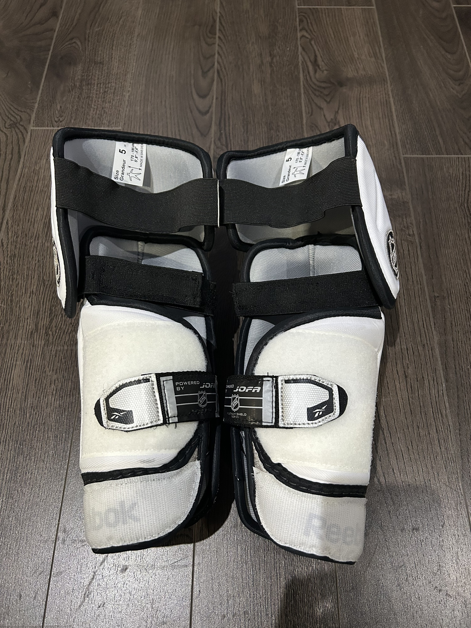 NEW 8K PRO REEBOK ELBOW PADS SENIOR MEDIUM SidelineSwap