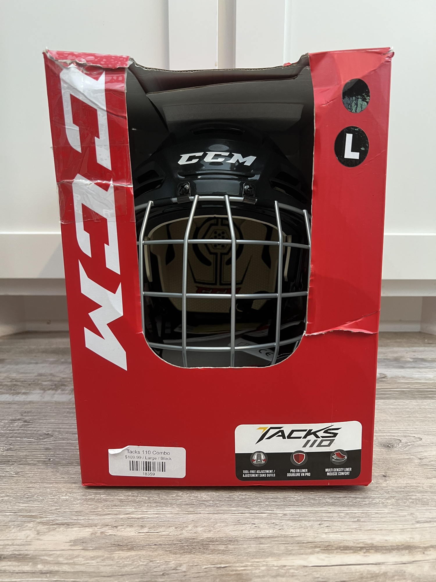B03 New Senior Large CCM Tacks 110 Helmet Combo SidelineSwap