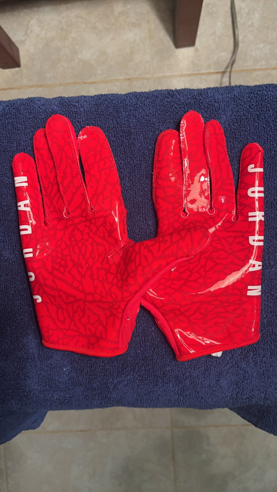 michael jordan football gloves