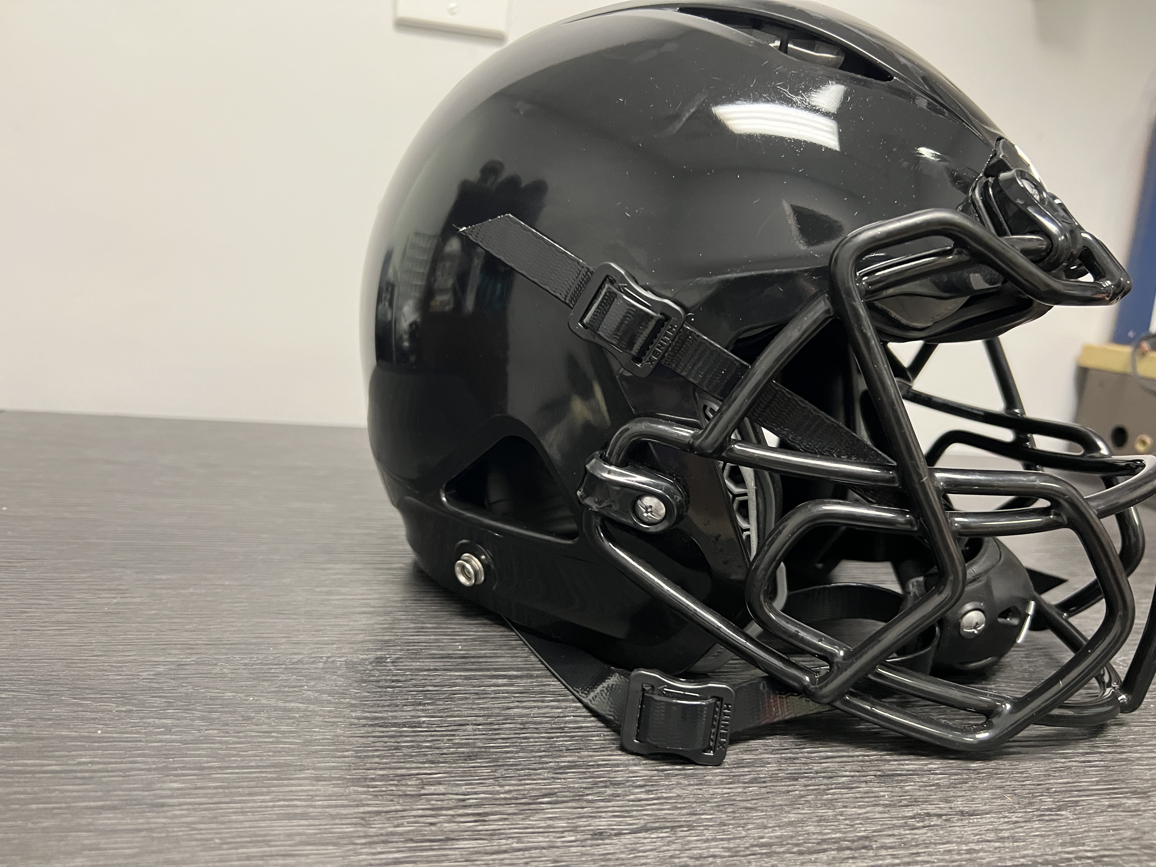 Youth Used Small Xenith Shadow xr Helmet | SidelineSwap