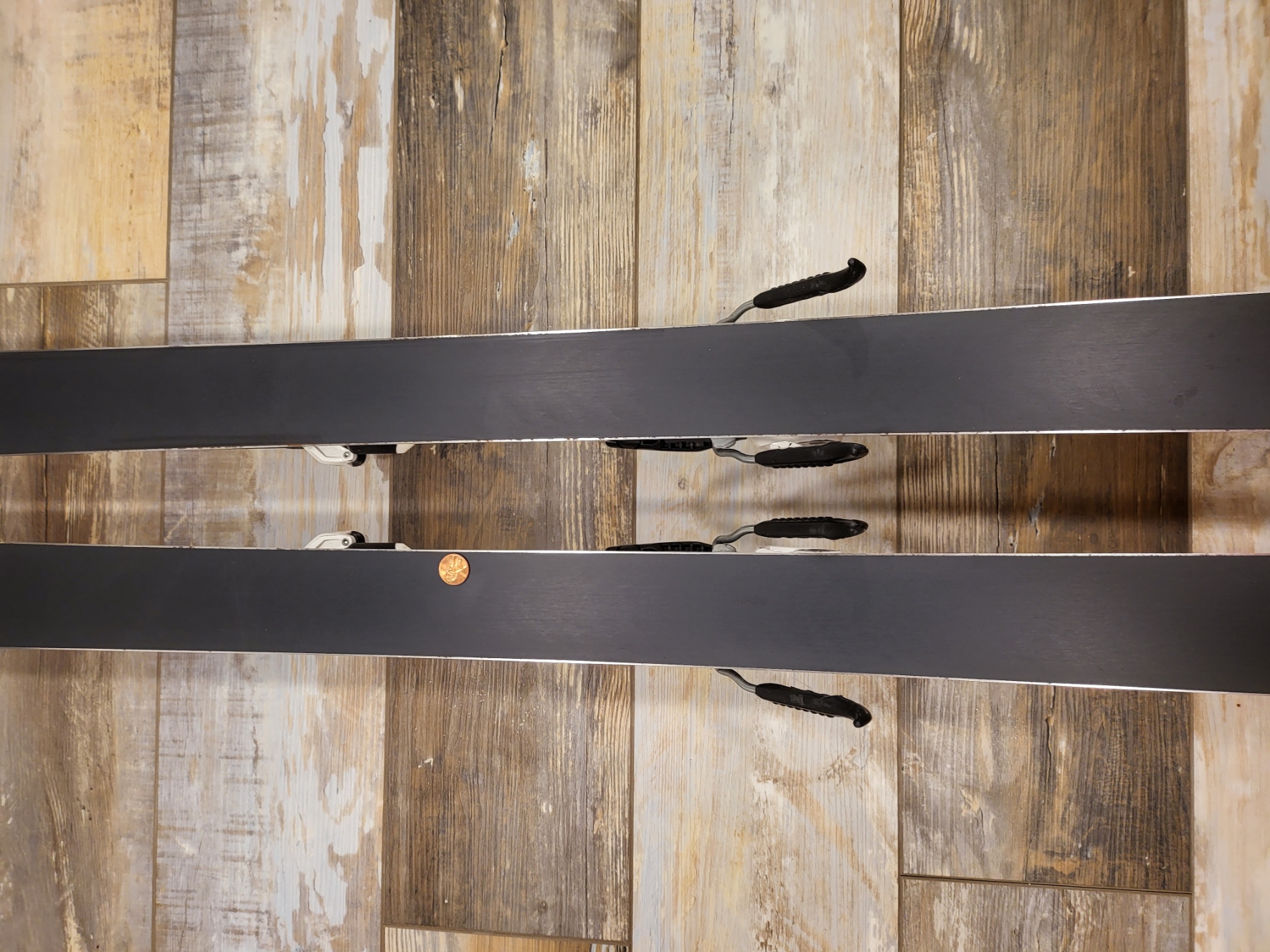 Stockli 176 cm LASER GS FIS Skis With Salomon X12 Bindings and race