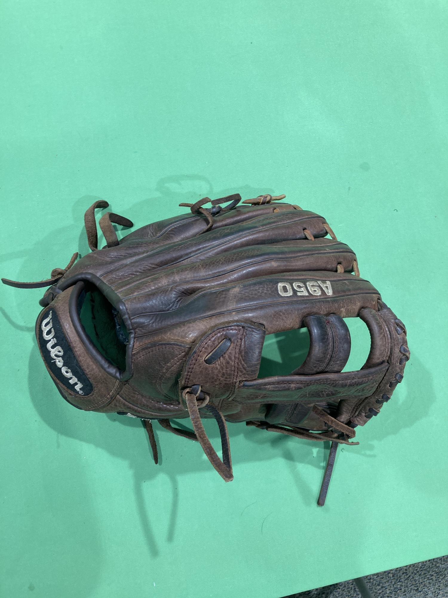 Used Wilson A950 Right Hand Throw Outfield Baseball Glove 13" SidelineSwap