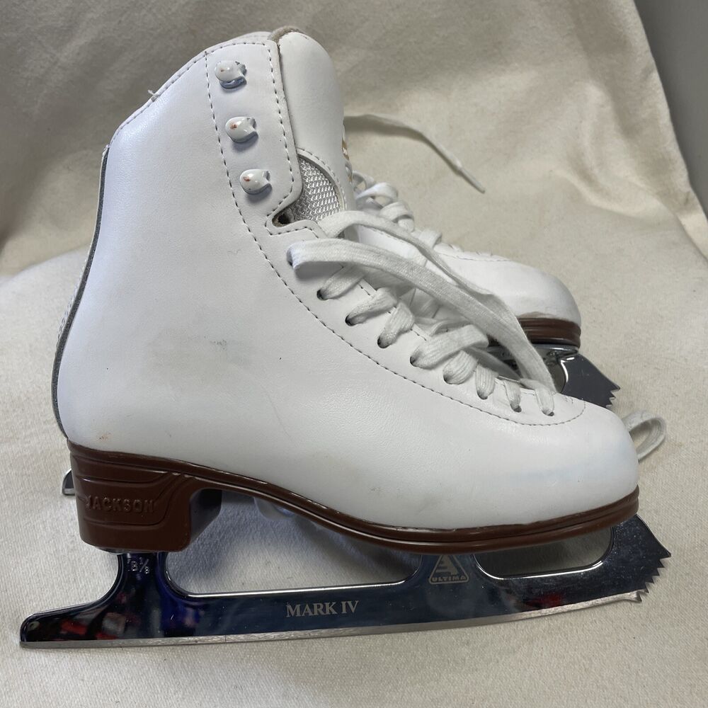 Girls Junior Size 2.5 JACKSON ULTIMA ARTISTE FIGURE ICE SKATES SidelineSwap