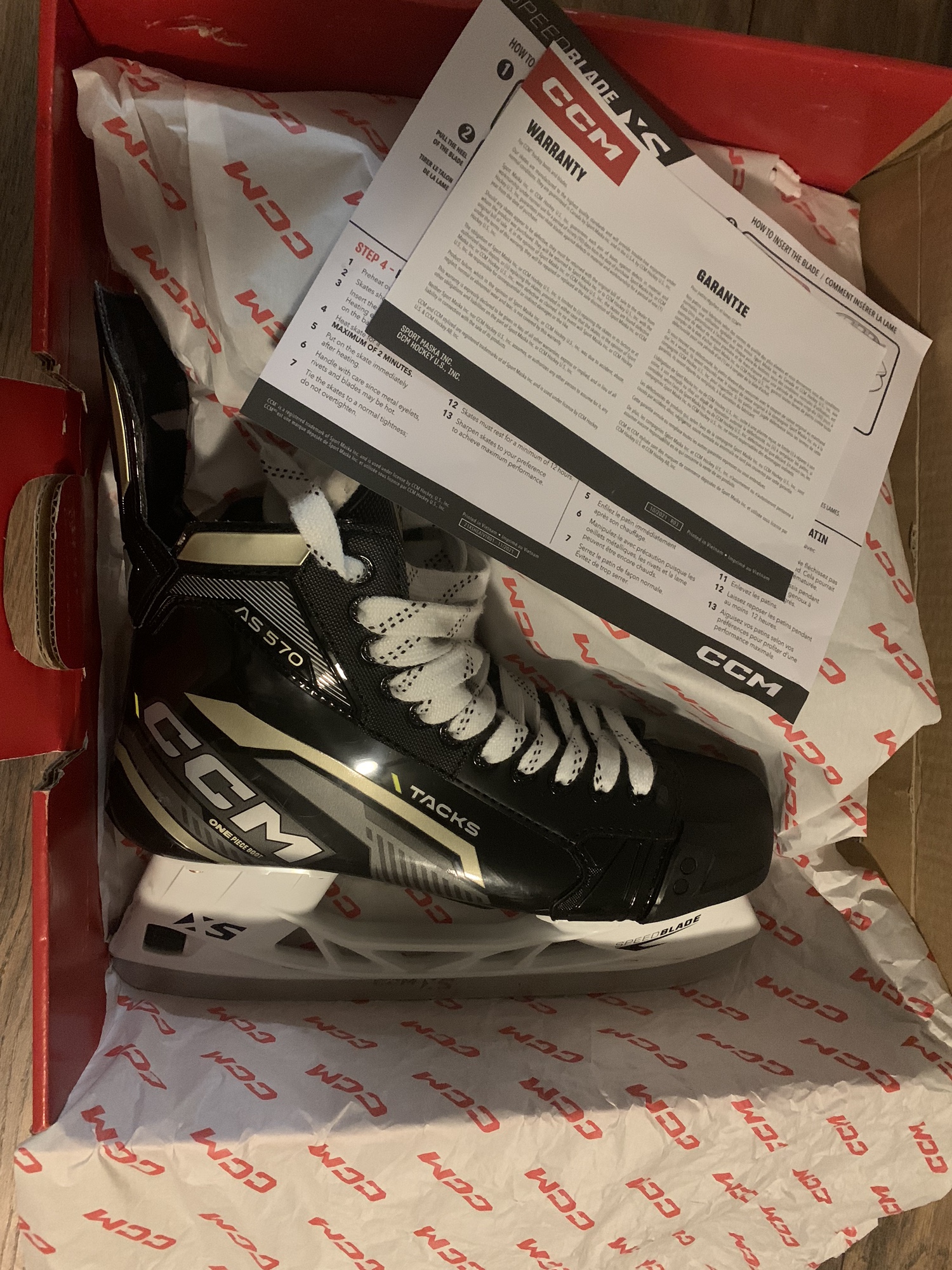 Senior Used CCM Tacks AS570 Hockey Skates Regular Width Size 10.5
