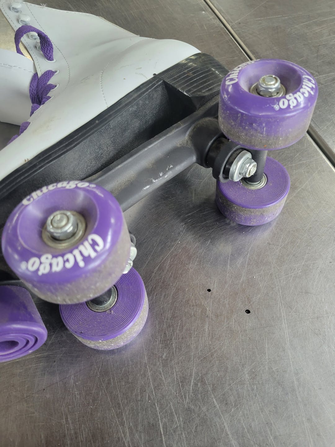 Used Chicago Quads Ladies Senior 9 Inline Skates Roller And Quad