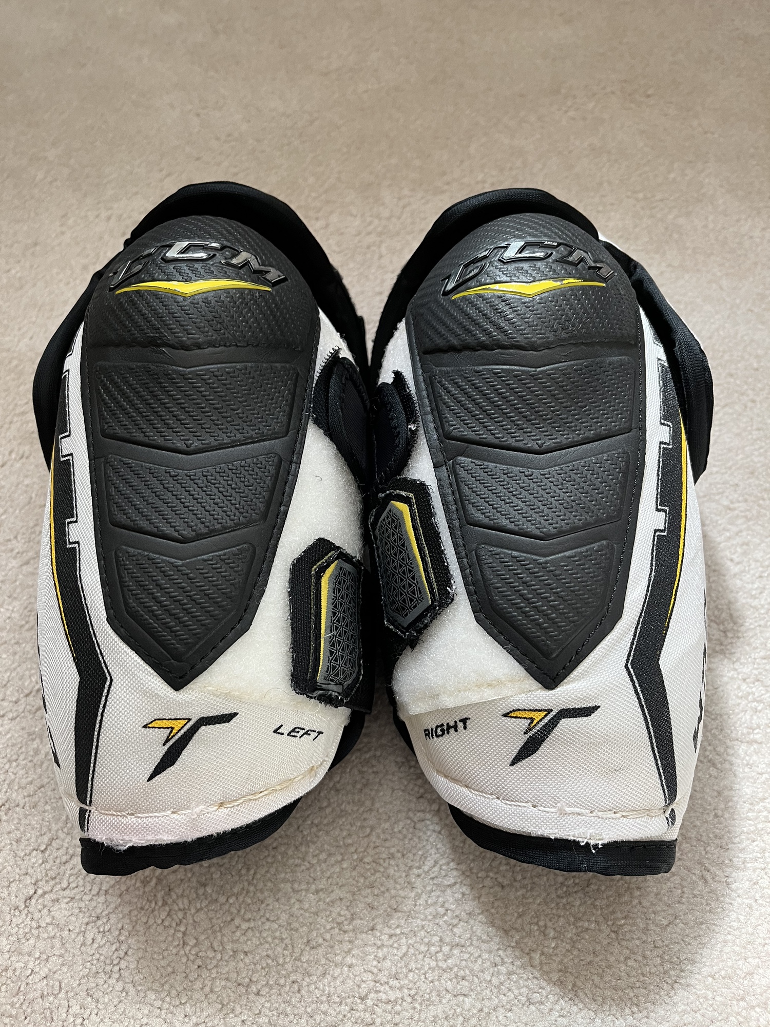 Used Medium CCM Pro Stock Ultra Tacks Elbow Pads SidelineSwap